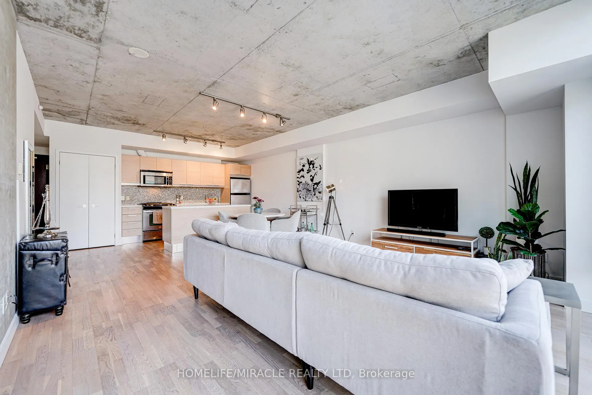 Photo 27 of Unit 701, 25 Oxley Street, Toronto, Waterfront Communities — HOMEH
