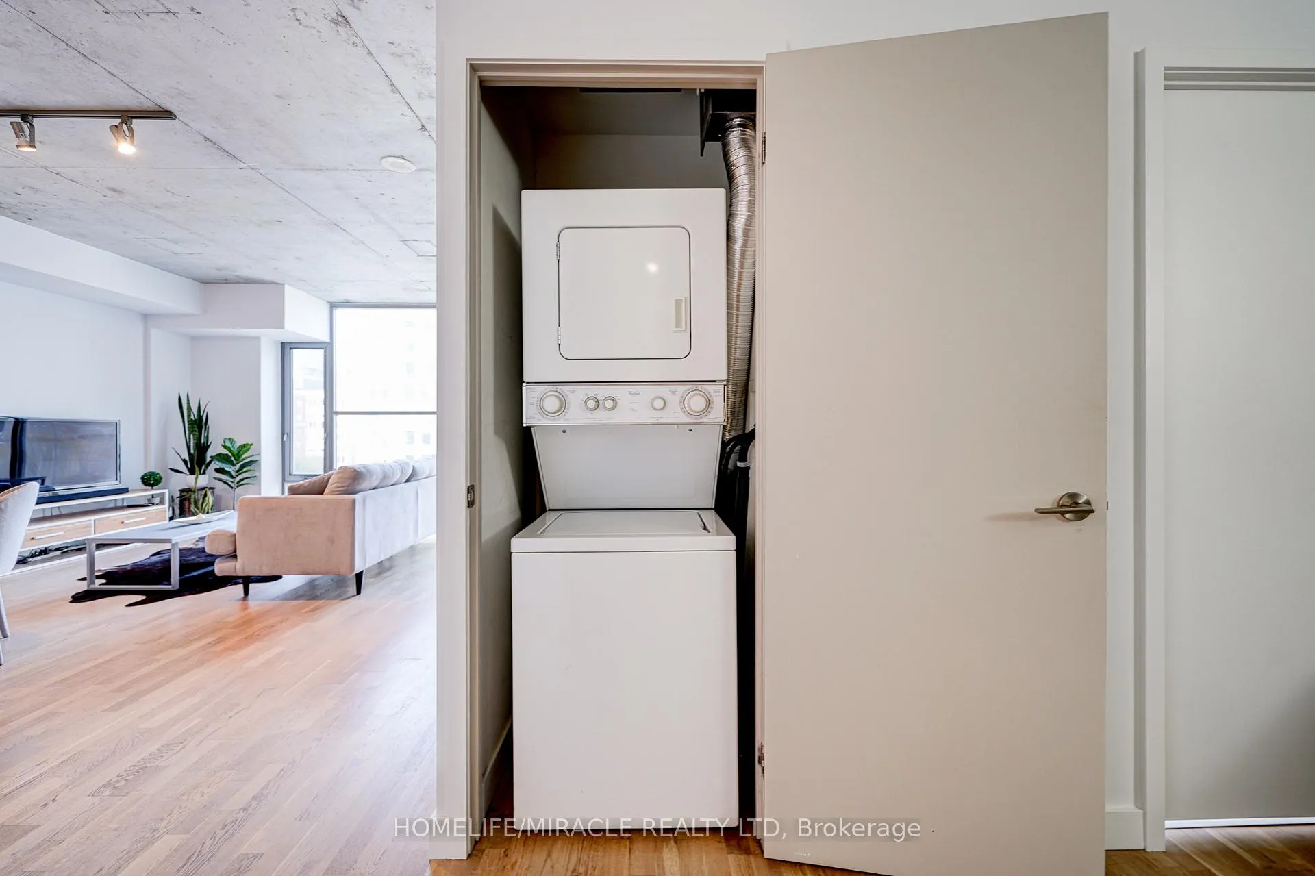 Photo 43 of Unit 701, 25 Oxley Street, Toronto, Waterfront Communities — HOMEH