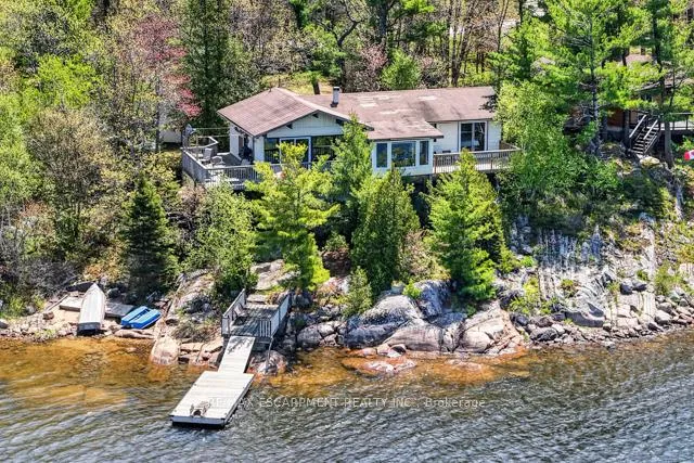 Photo 1 of 29 Ginn-Beach Drive, The Archipelago, Archipelago North — HOMEH