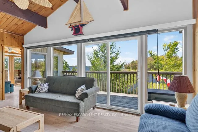 Photo 5 of 29 Ginn-Beach Drive, The Archipelago, Archipelago North — HOMEH
