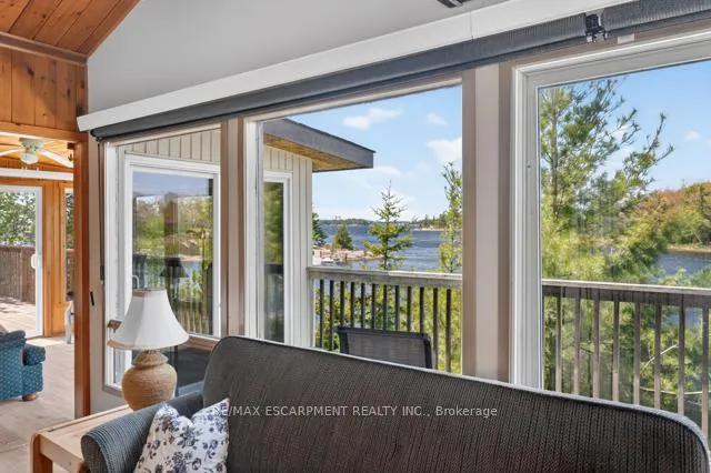 Photo 12 of 29 Ginn-Beach Drive, The Archipelago, Archipelago North — HOMEH