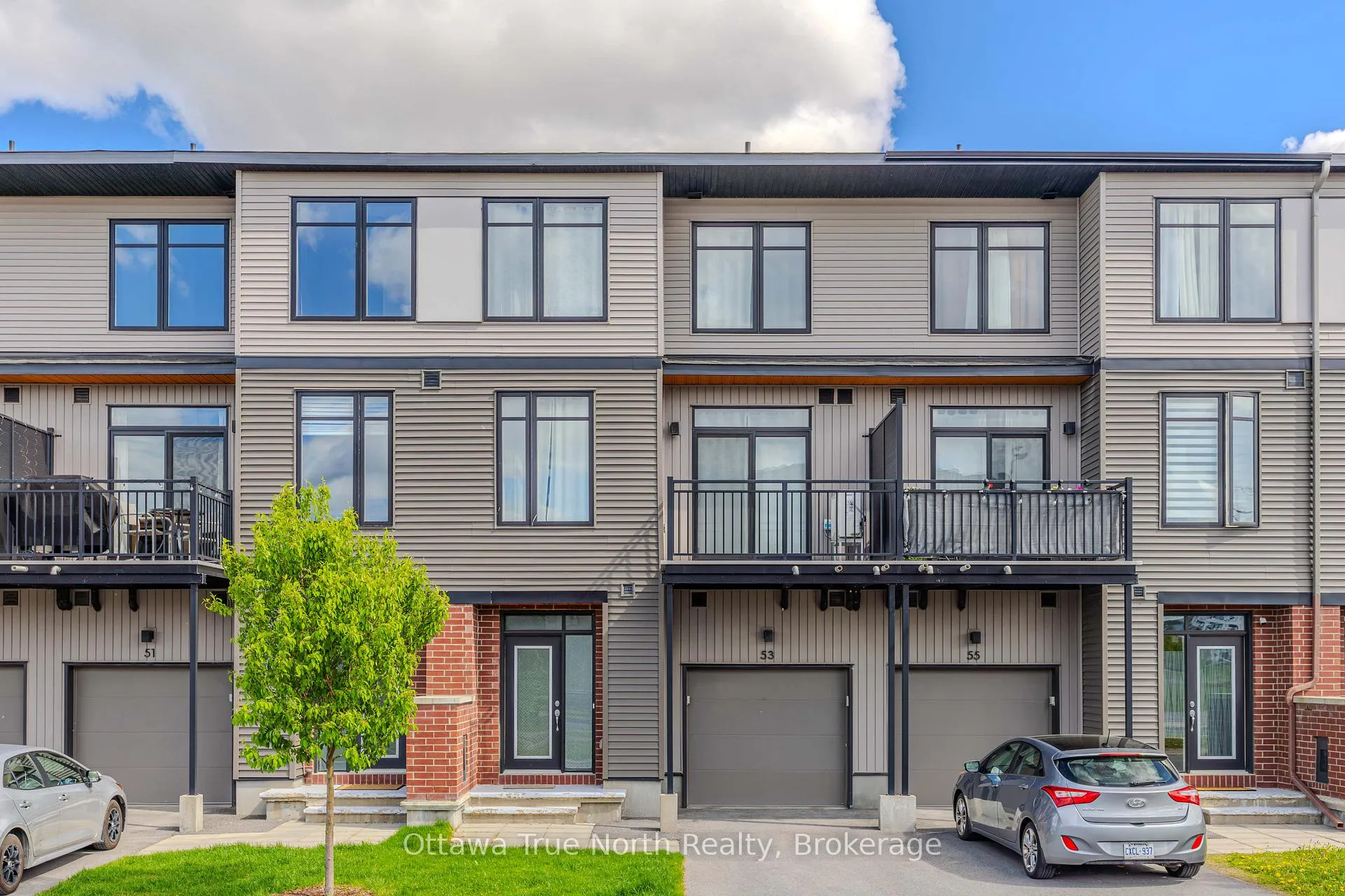 Photo 1 of 53 Wicket Private, Ottawa, Kanata - Emerald Meadows/Trailwest — HOMEH