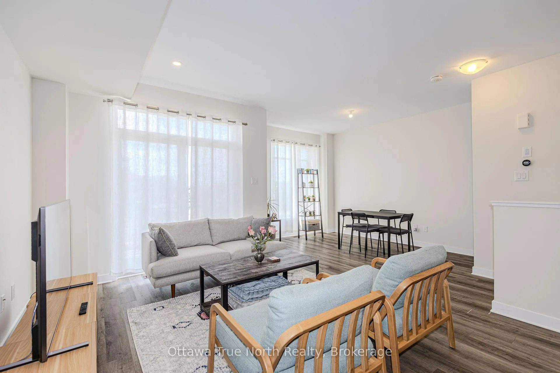 Photo 9 of 53 Wicket Private, Ottawa, Kanata - Emerald Meadows/Trailwest — HOMEH