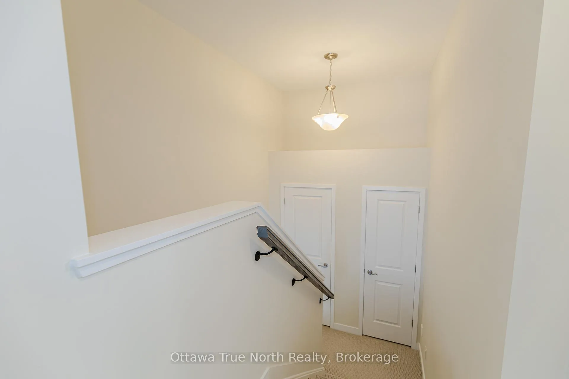 Photo 15 of 53 Wicket Private, Ottawa, Kanata - Emerald Meadows/Trailwest — HOMEH