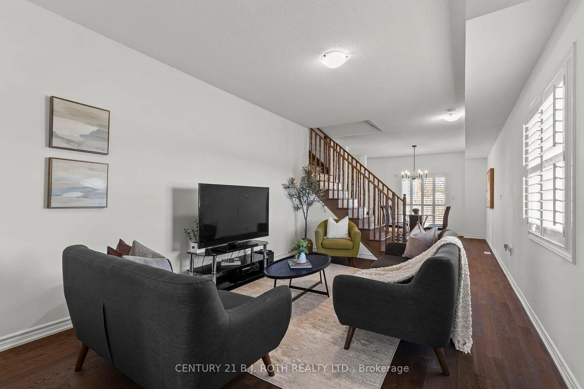Photo 6 of 21 Brown Bear Street, Barrie, Holly — HOMEH
