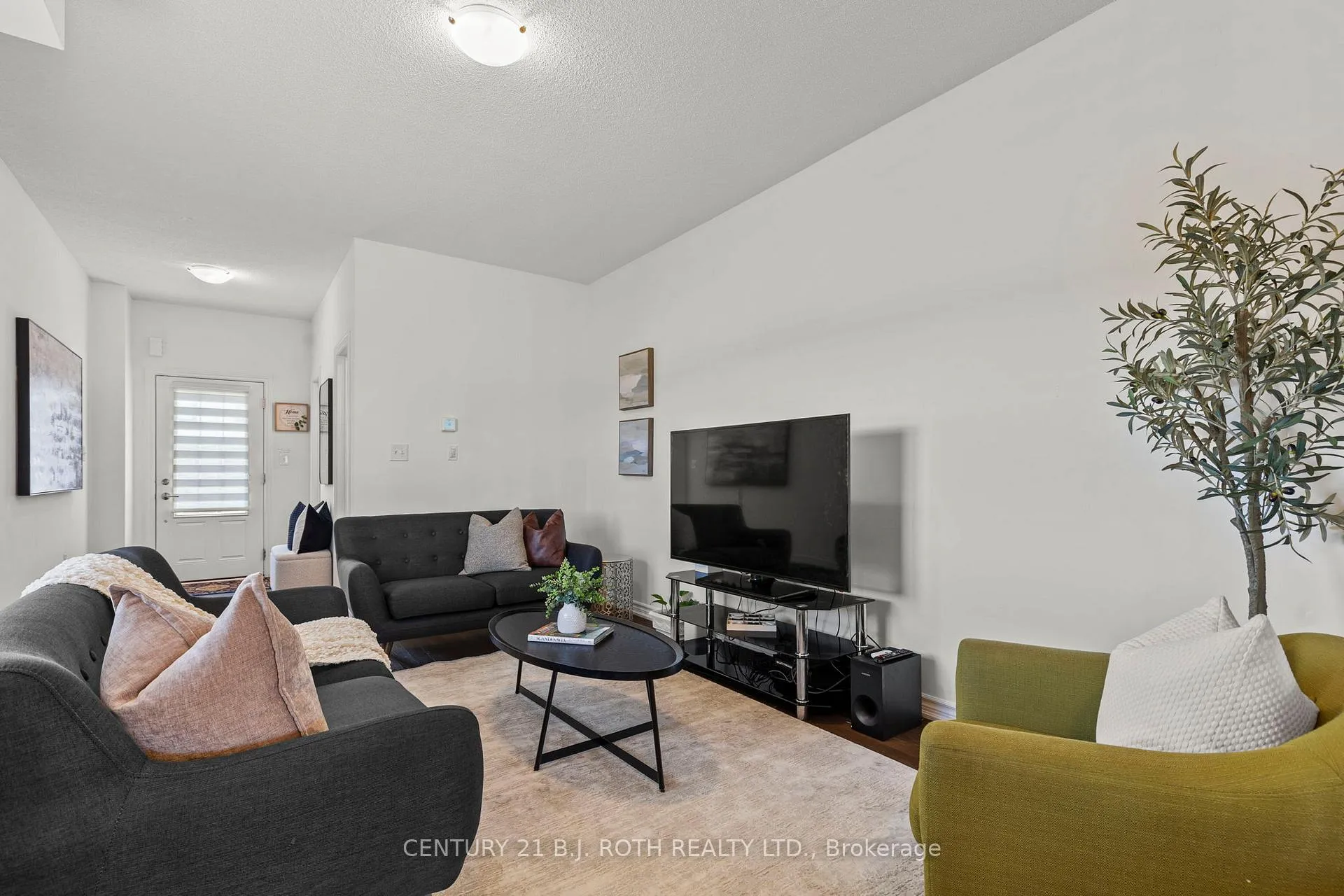 Photo 7 of 21 Brown Bear Street, Barrie, Holly — HOMEH