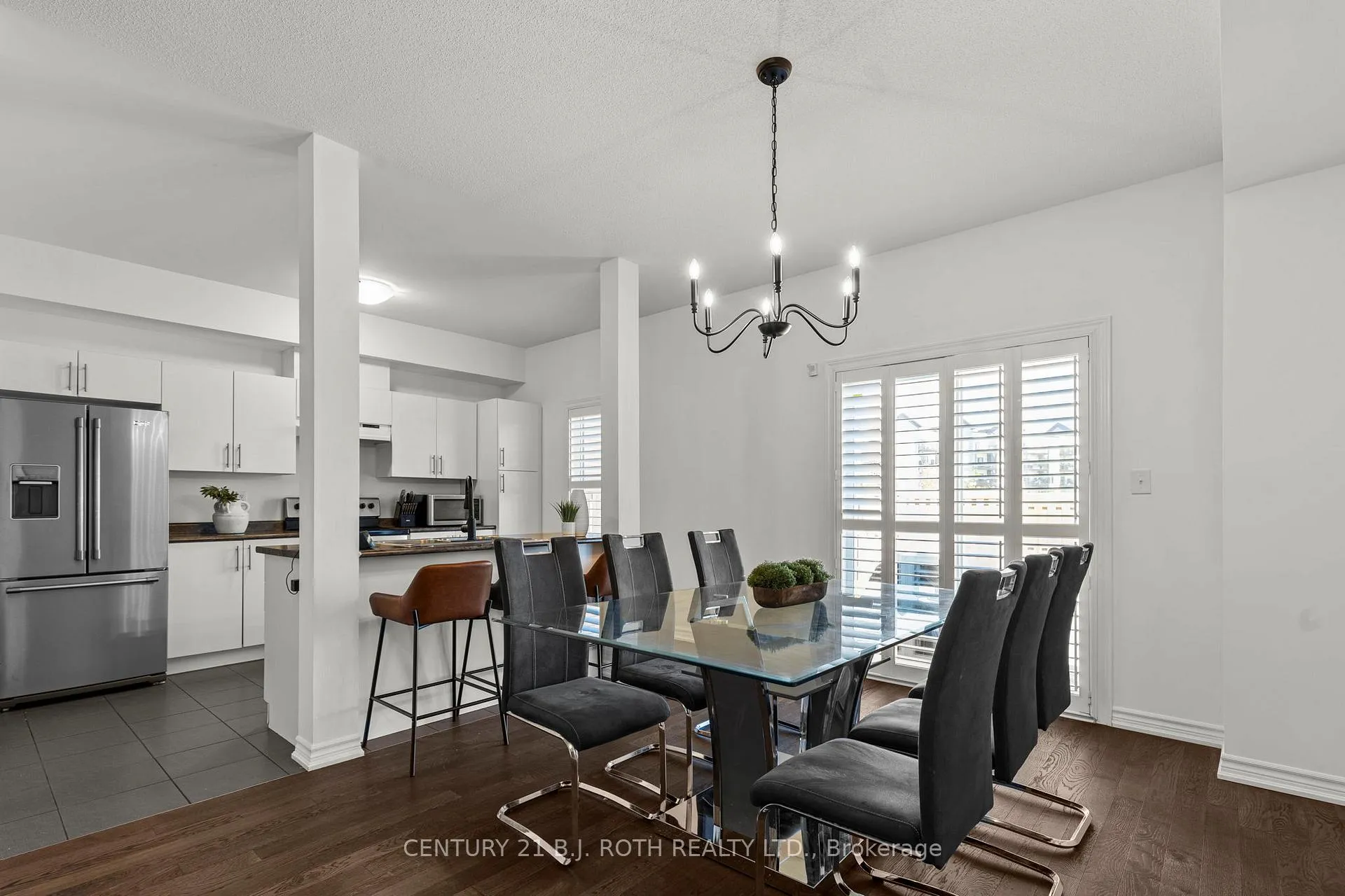 Photo 14 of 21 Brown Bear Street, Barrie, Holly — HOMEH