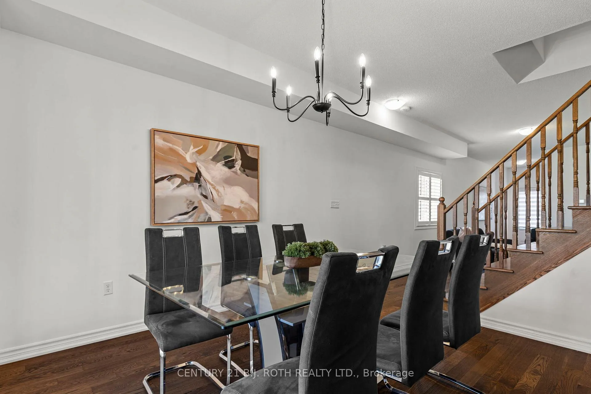 Photo 15 of 21 Brown Bear Street, Barrie, Holly — HOMEH