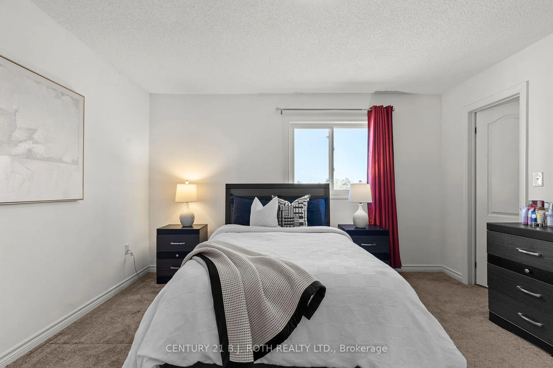 Photo 20 of 21 Brown Bear Street, Barrie, Holly — HOMEH
