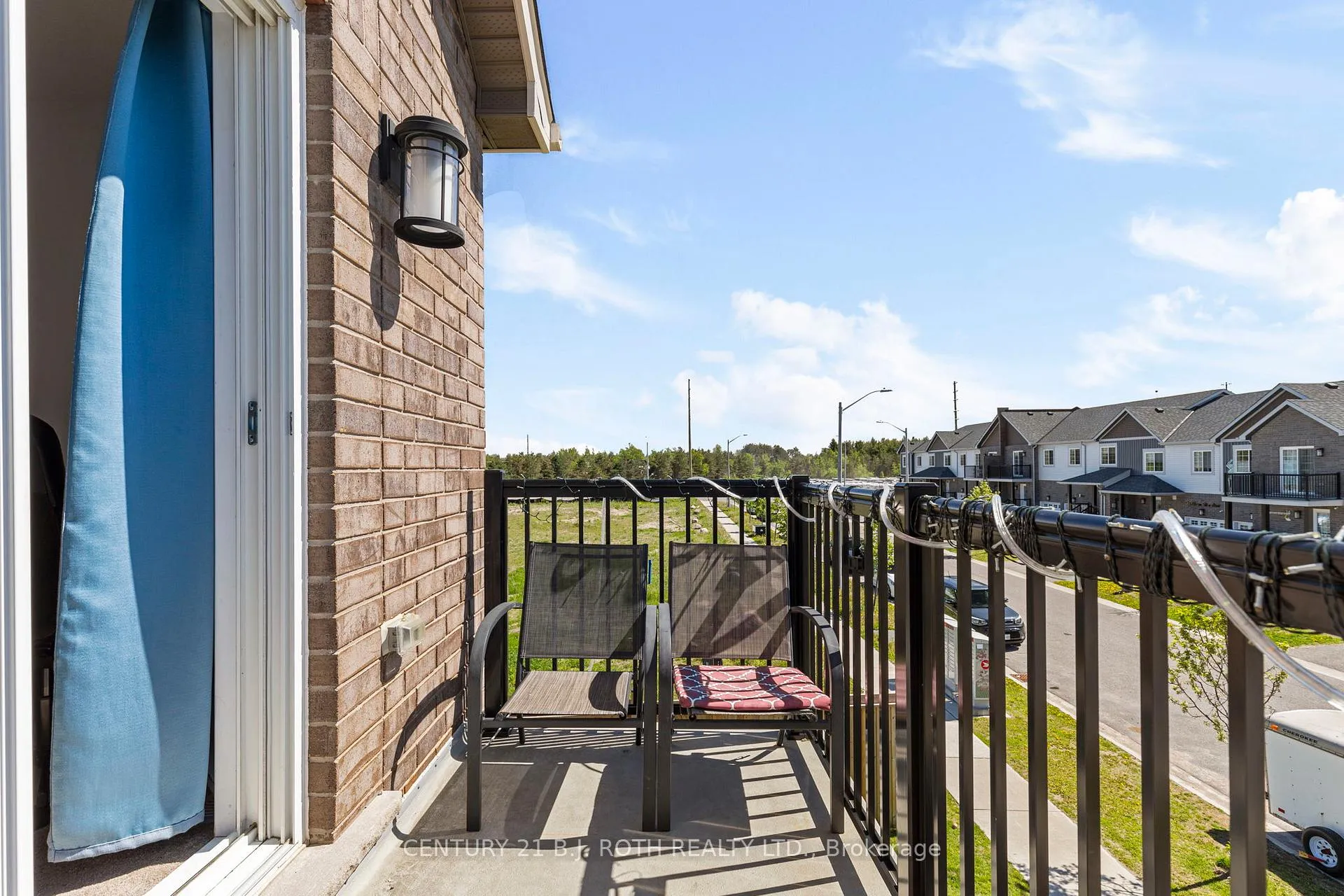 Photo 24 of 21 Brown Bear Street, Barrie, Holly — HOMEH