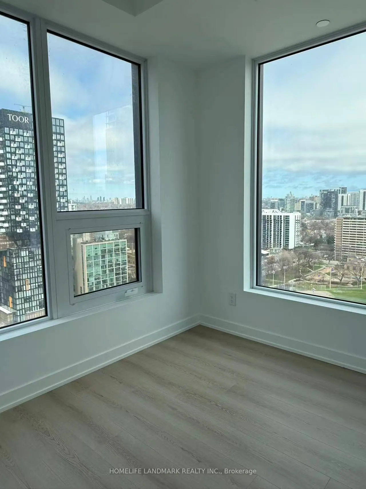 Photo 4 of Unit 2703, 100 Queen Street E, Toronto, Church-Yonge Corridor — HOMEH