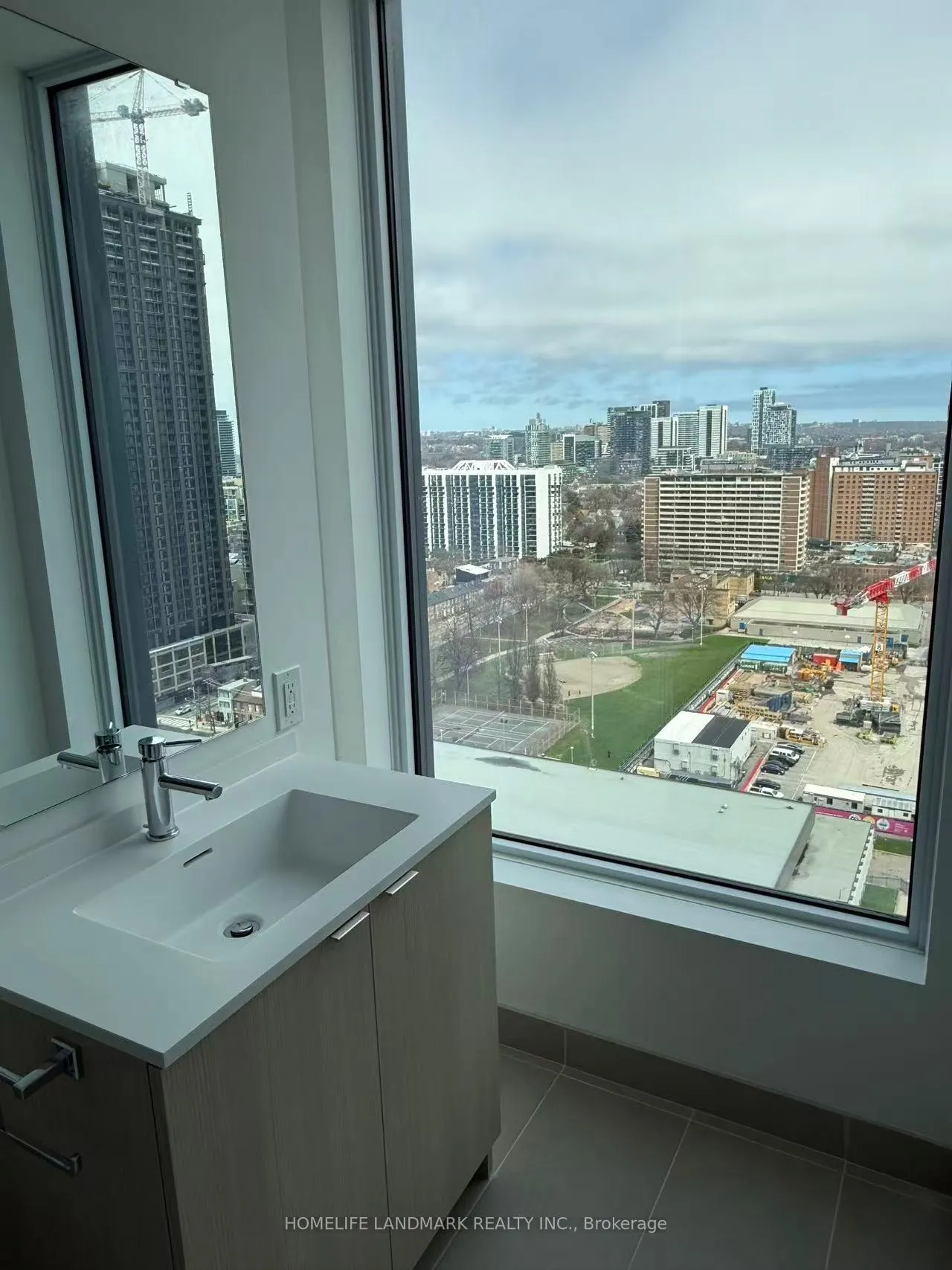 Photo 6 of Unit 2703, 100 Queen Street E, Toronto, Church-Yonge Corridor — HOMEH