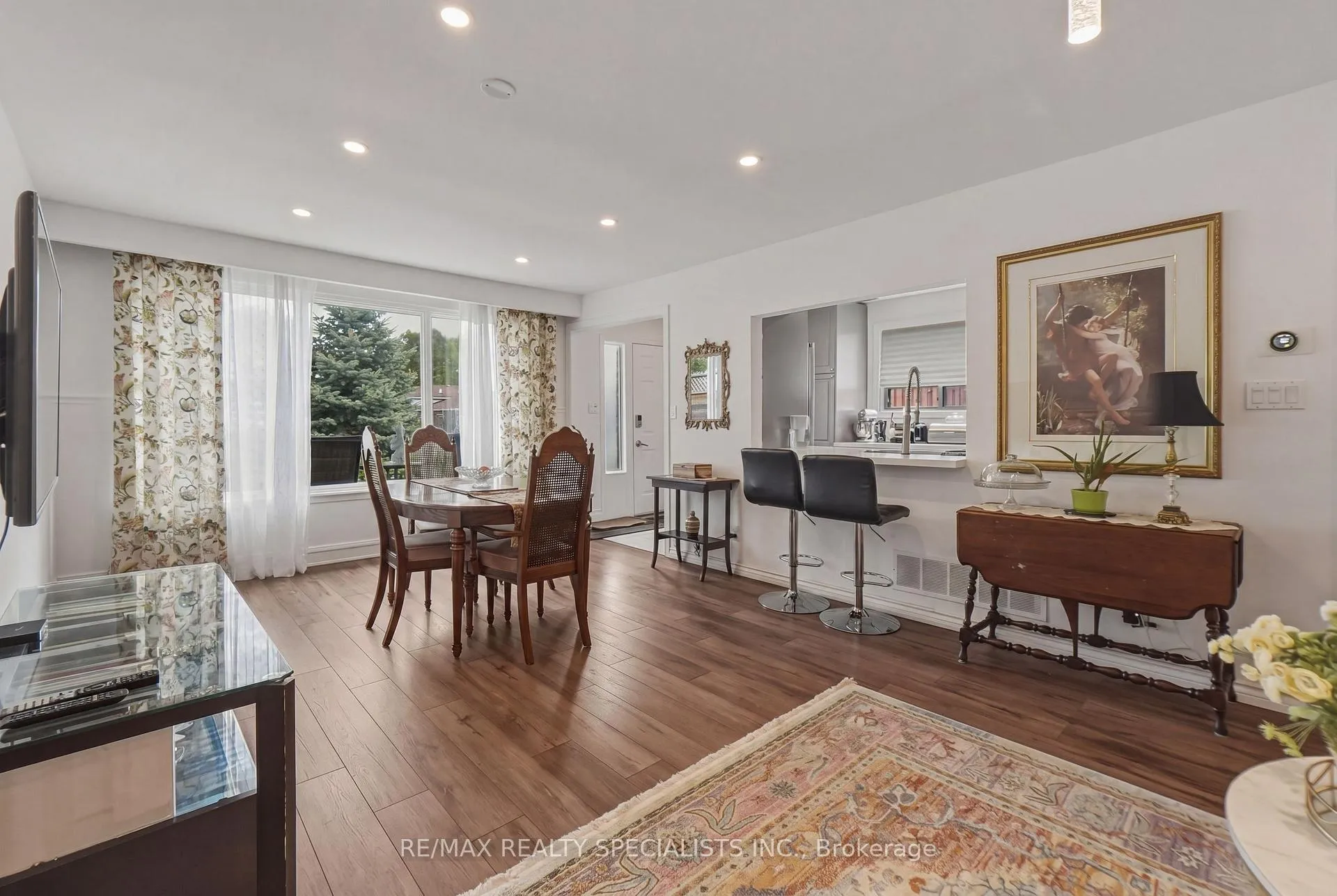 Photo 12 of 34 Alphonsus Court, New Tecumseth, Tottenham — HOMEH