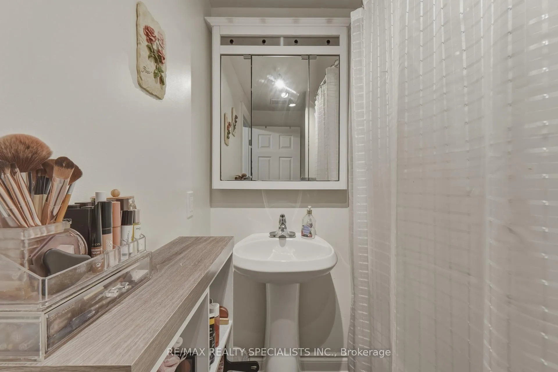 Photo 21 of 34 Alphonsus Court, New Tecumseth, Tottenham — HOMEH