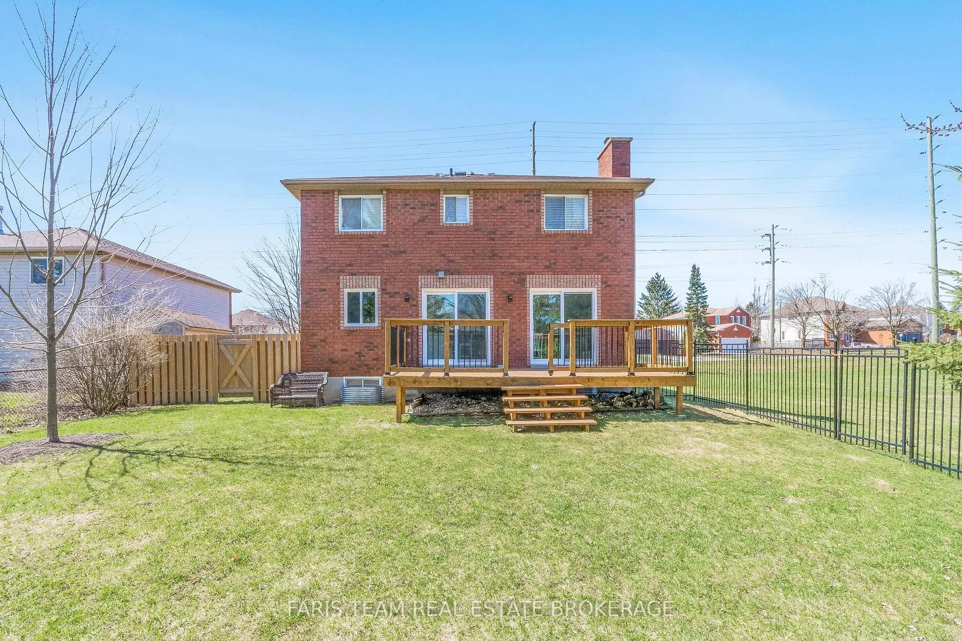 Photo 44 of 409 Anne Street N, Barrie, West Bayfield — HOMEH