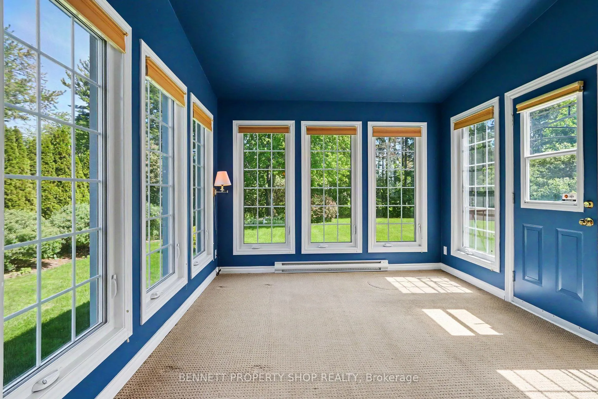 Photo 8 of 5449 Riverside Crescent, Ottawa, Manotick Long Island & Nicholls Island — HOMEH