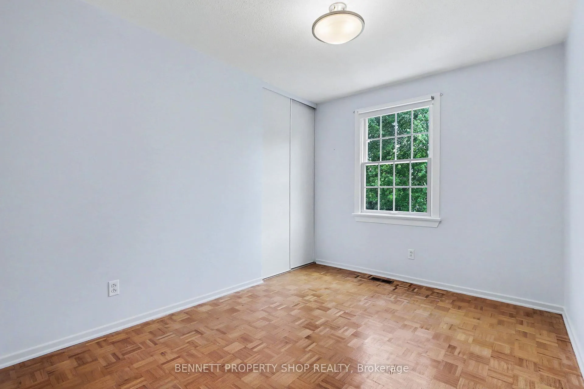 Photo 21 of 5449 Riverside Crescent, Ottawa, Manotick Long Island & Nicholls Island — HOMEH