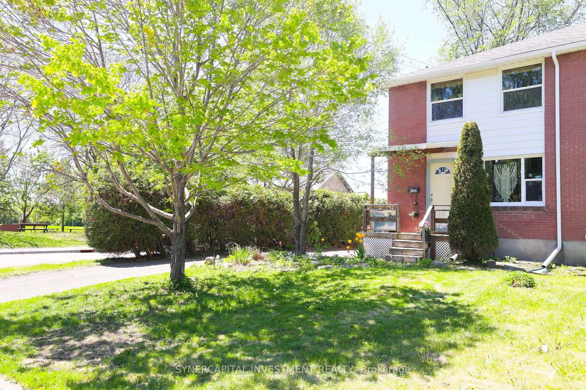 Photo 2 of 2502 Clementine Boulevard, Ottawa, Heron Park — HOMEH
