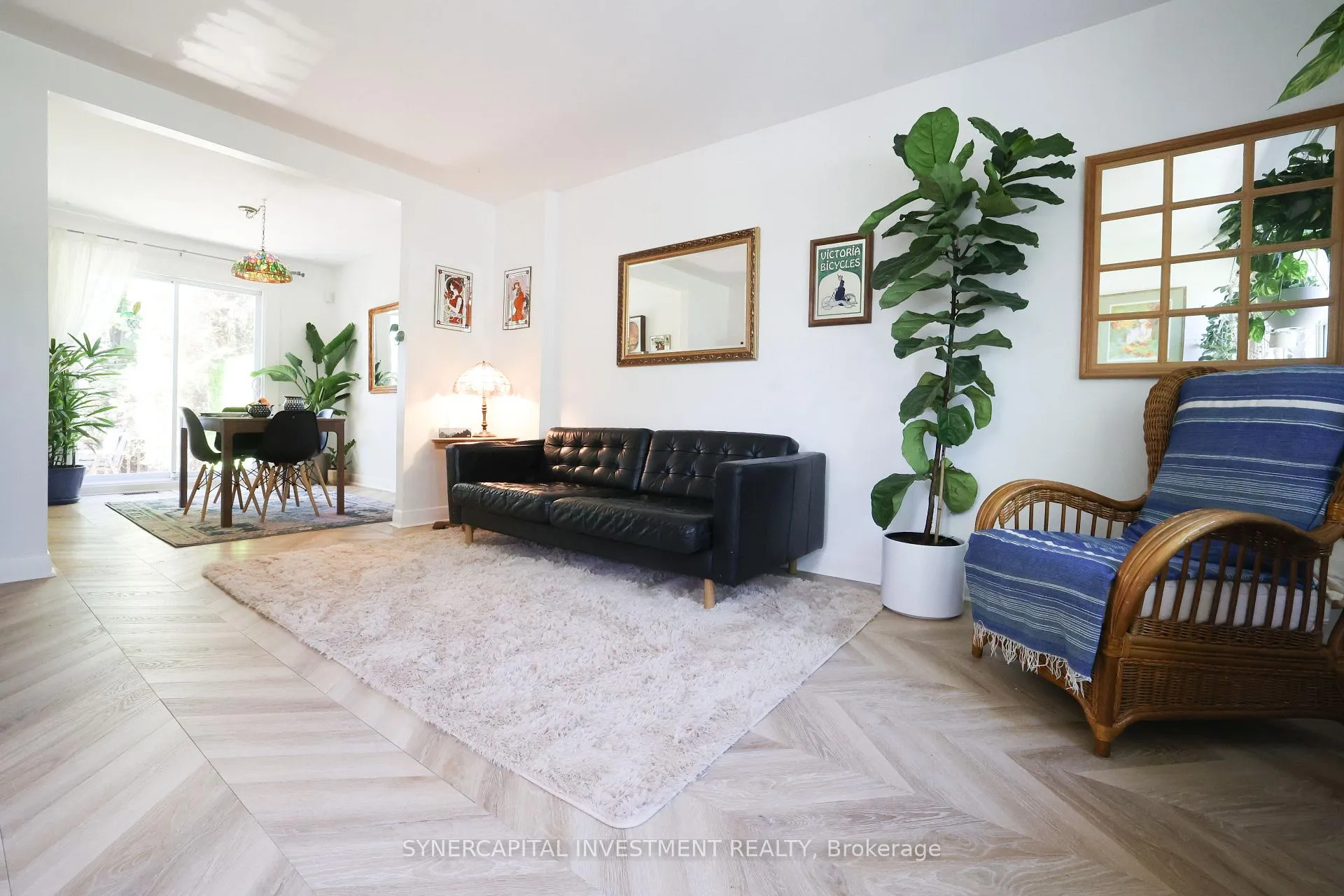Photo 4 of 2502 Clementine Boulevard, Ottawa, Heron Park — HOMEH