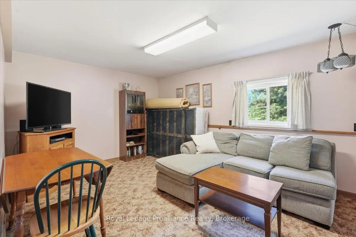 Photo 24 of 110 Walt Road, Quinte West, Murray Ward — HOMEH