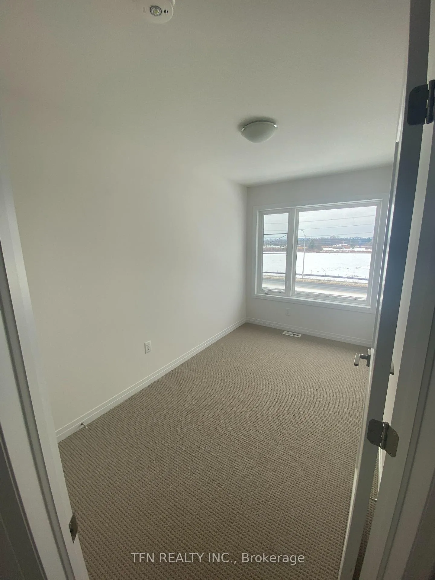 Photo 15 of Unit 218, 30 Times Square Boulevard, Hamilton, Stoney Creek — HOMEH