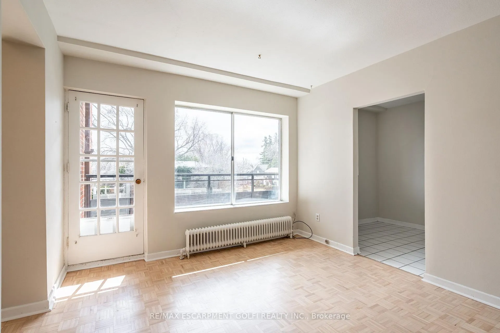 Photo 24 of Unit 9, 2433 First Street, Burlington, Brant — HOMEH