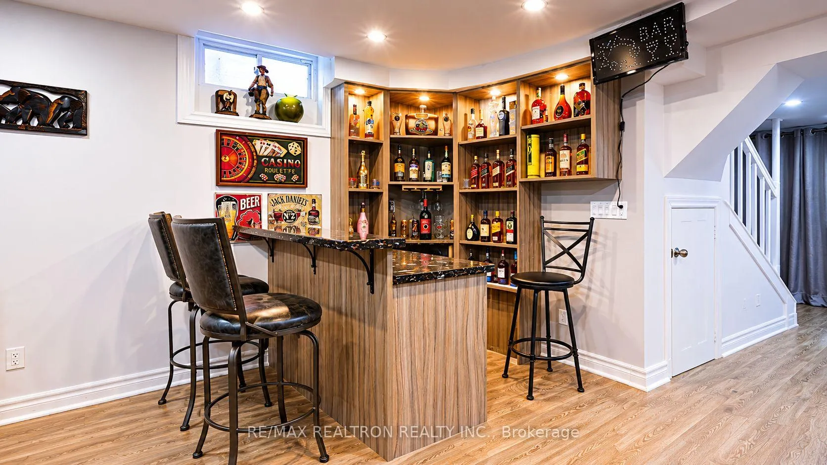 Photo 8 of 1157 Beneford Drive, Oshawa, Eastdale — HOMEH