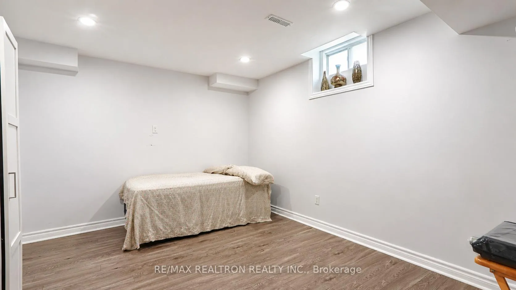 Photo 9 of 1157 Beneford Drive, Oshawa, Eastdale — HOMEH