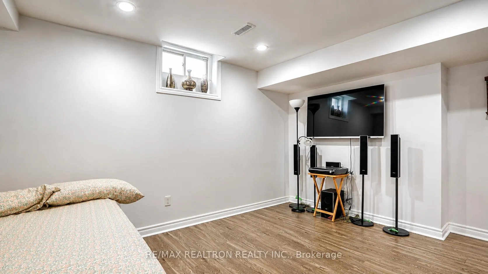 Photo 10 of 1157 Beneford Drive, Oshawa, Eastdale — HOMEH