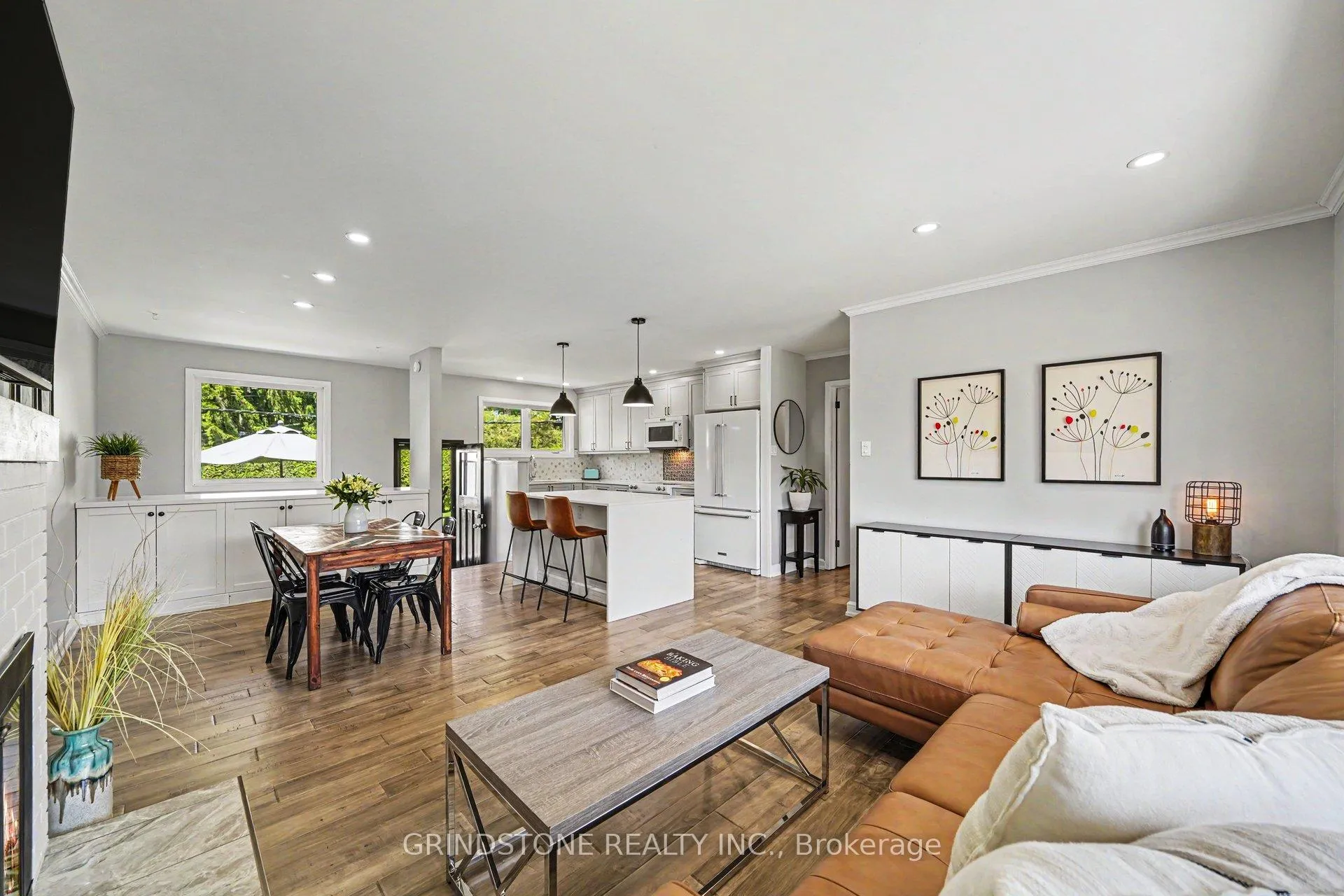 Photo 6 of 13 Tiverton Drive, Ottawa, Borden Farm/Stewart Farm/Carleton Heights/Parkwood Hills — HOMEH