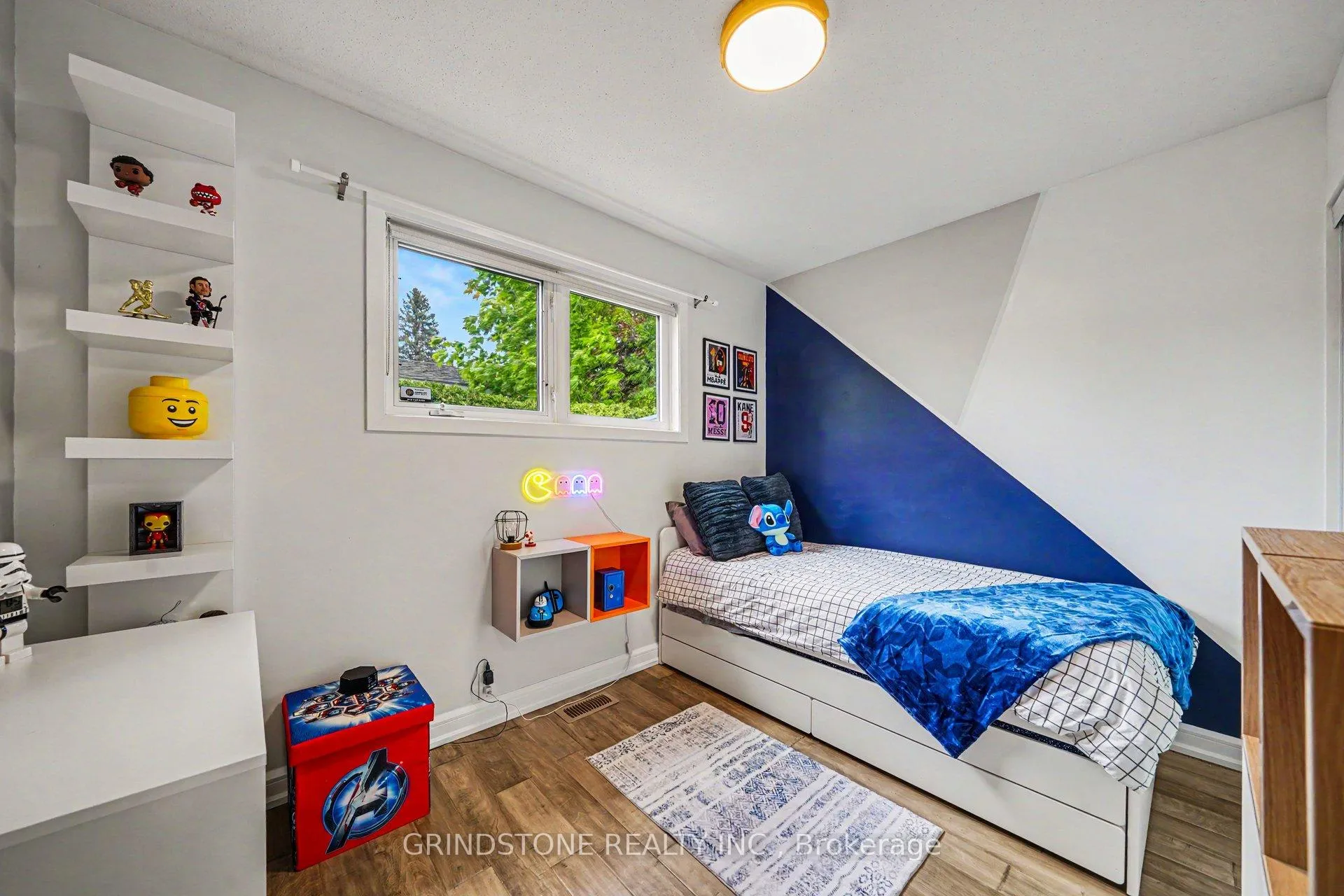 Photo 12 of 13 Tiverton Drive, Ottawa, Borden Farm/Stewart Farm/Carleton Heights/Parkwood Hills — HOMEH