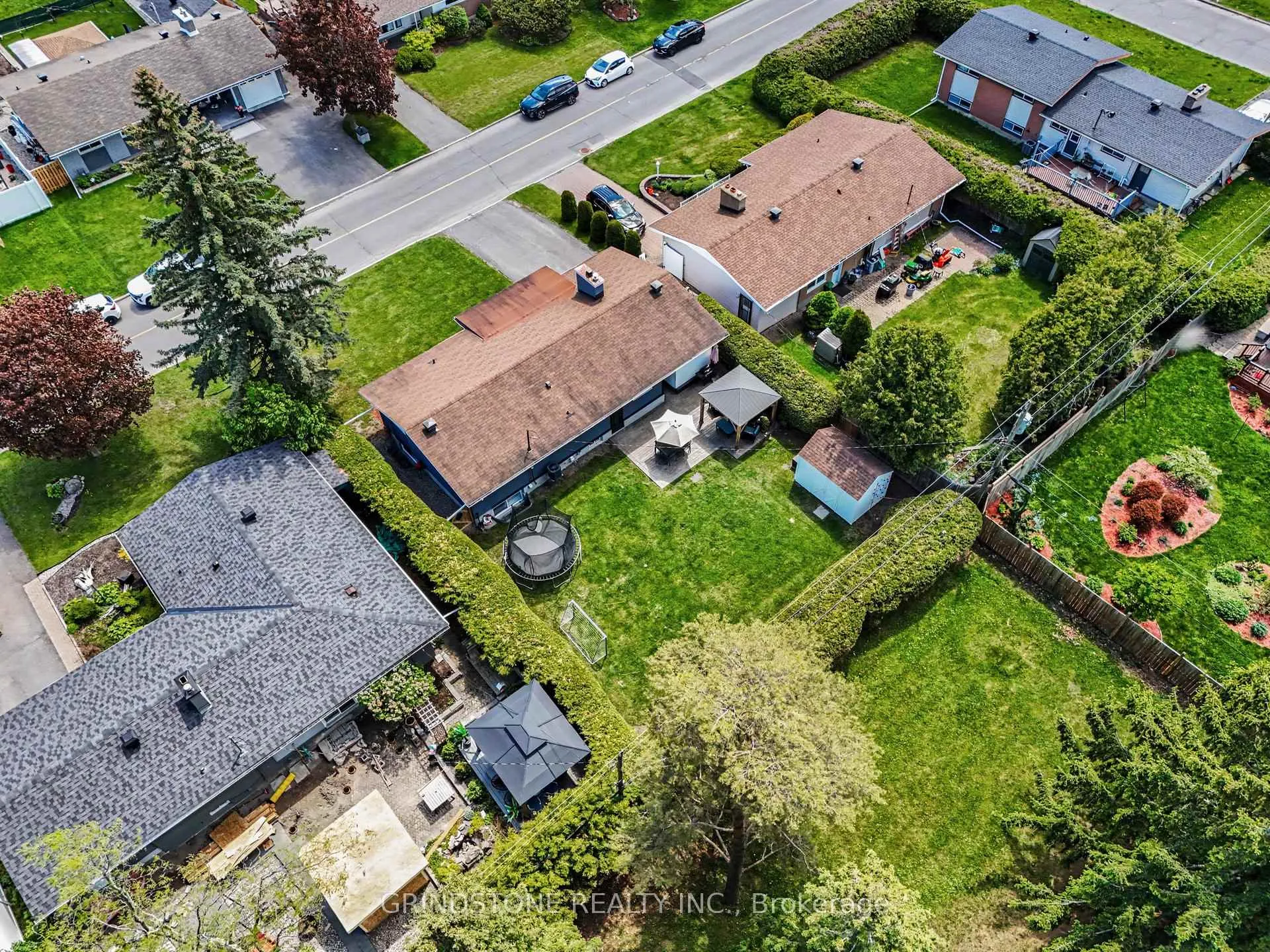 Photo 30 of 13 Tiverton Drive, Ottawa, Borden Farm/Stewart Farm/Carleton Heights/Parkwood Hills — HOMEH