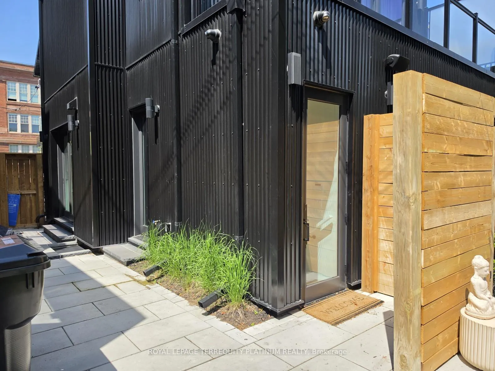 Photo 22 of Unit Bsmt, 191 Shaw Street, Toronto, Trinity-Bellwoods — HOMEH