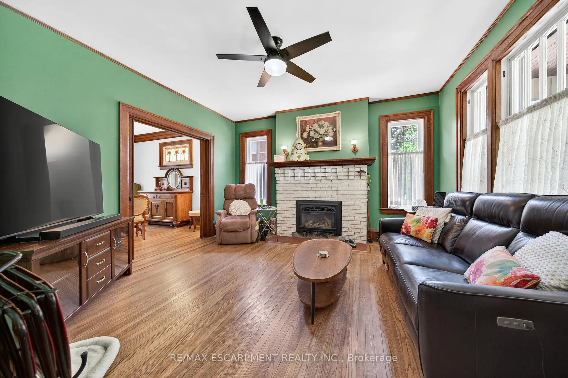 Photo 7 of 40 Fairleigh Crescent, Hamilton, St. Clair — HOMEH