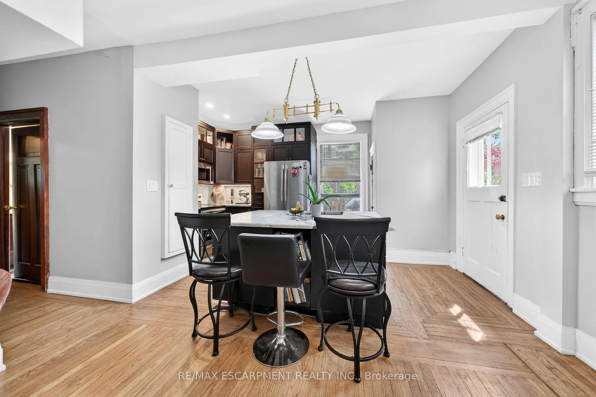 Photo 11 of 40 Fairleigh Crescent, Hamilton, St. Clair — HOMEH