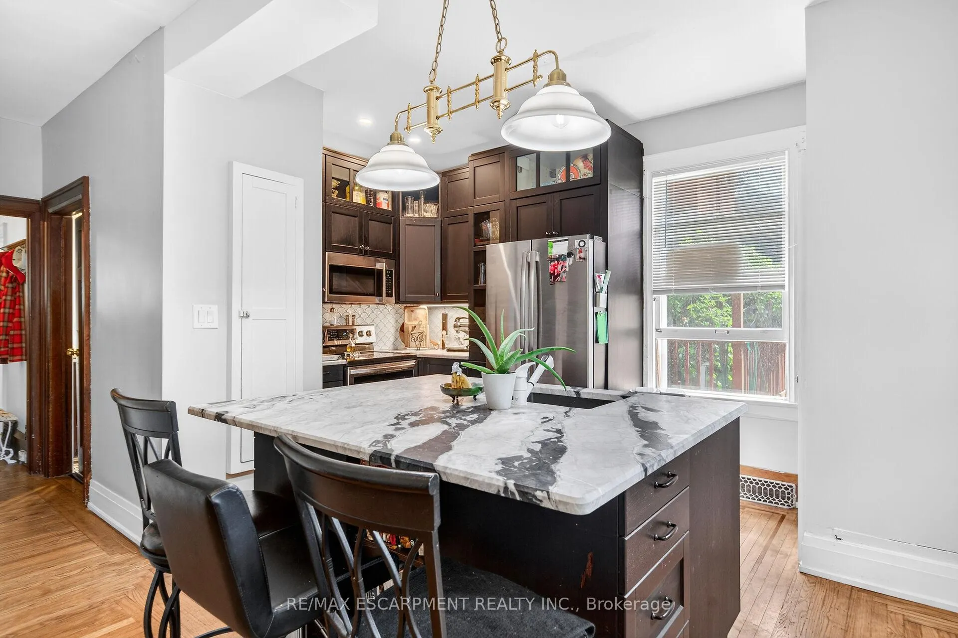 Photo 13 of 40 Fairleigh Crescent, Hamilton, St. Clair — HOMEH