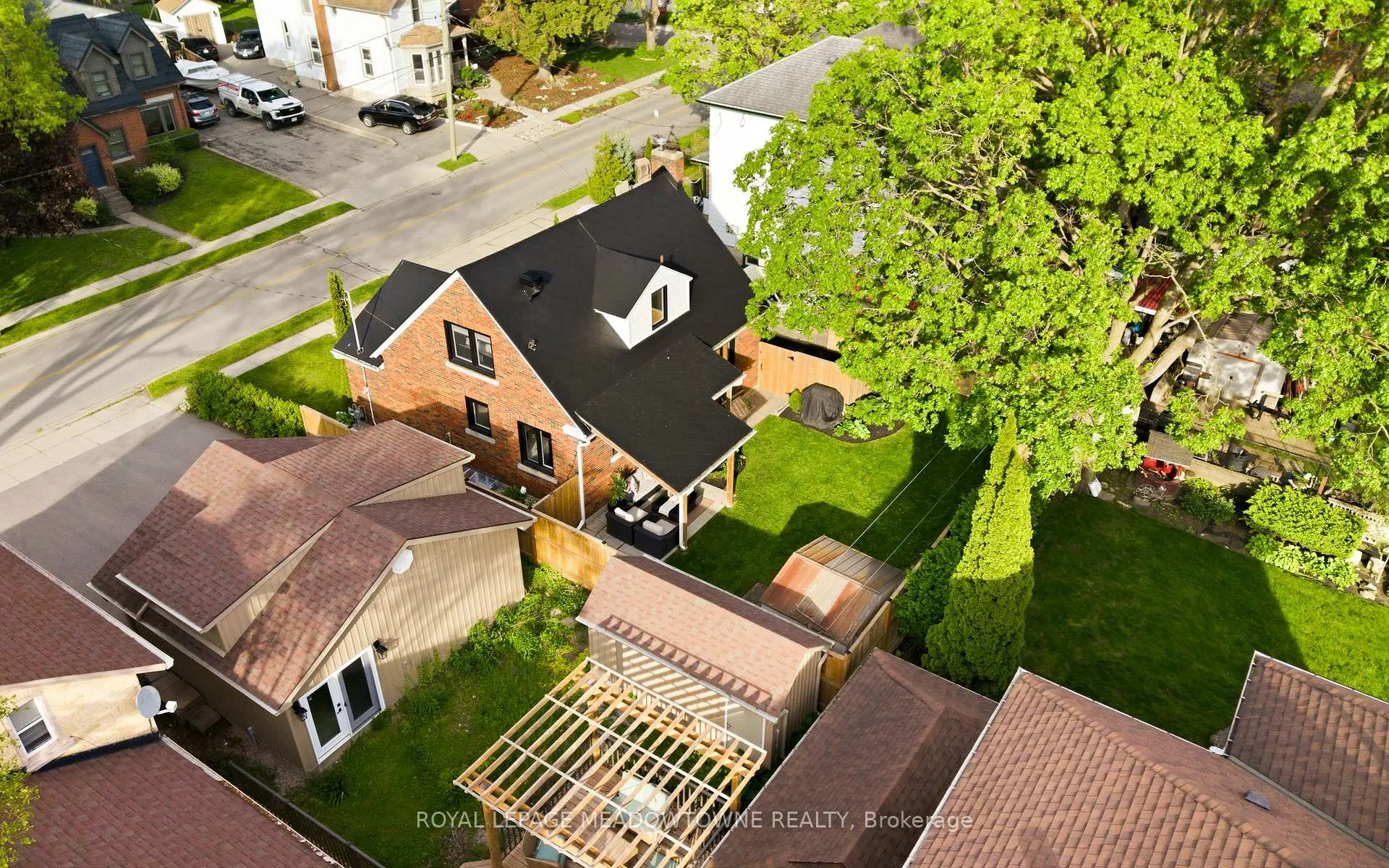Photo 49 of 422 Duke Street, Cambridge — HOMEH
