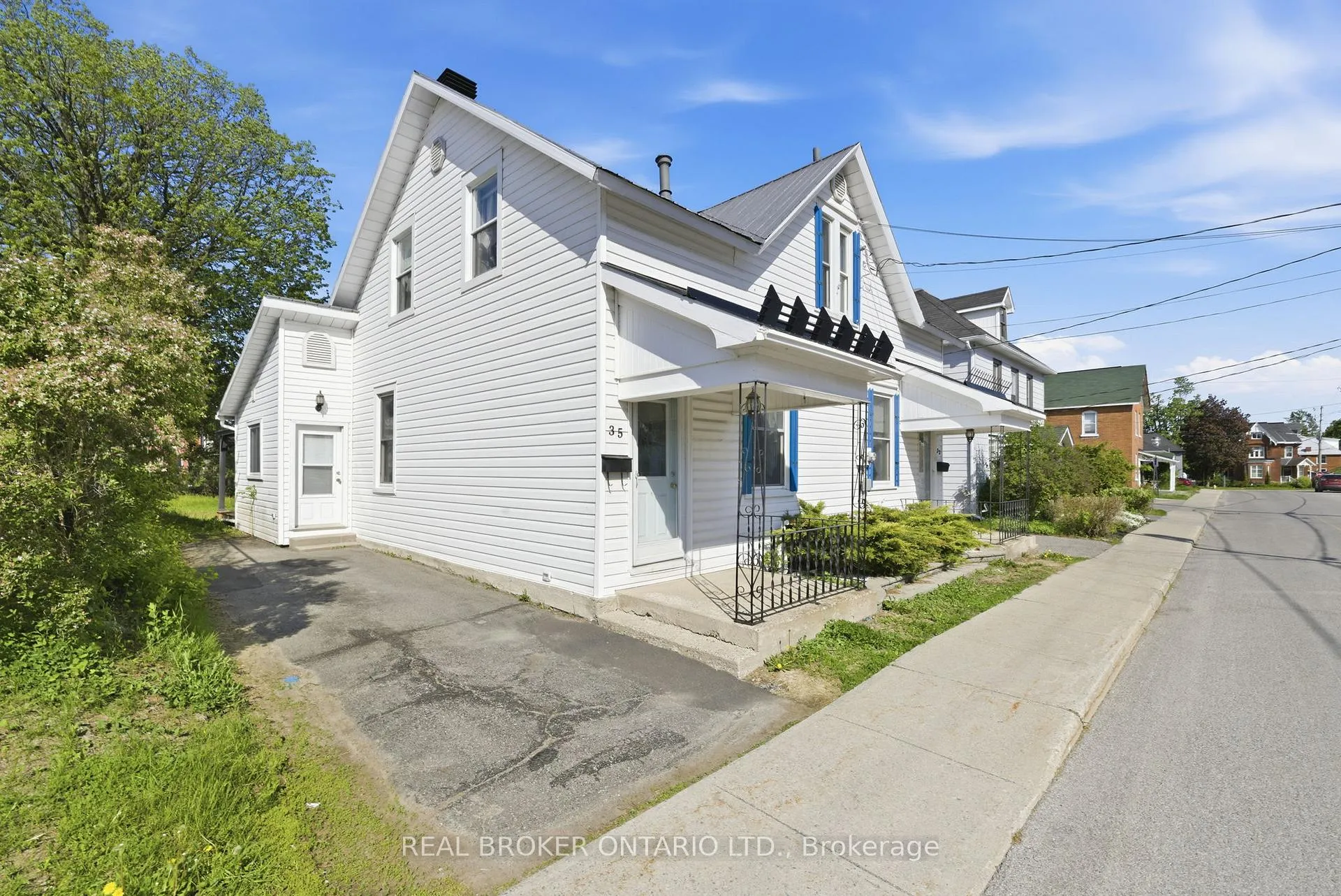 Photo 5 of 35 Victoria Street, Carleton Place — HOMEH