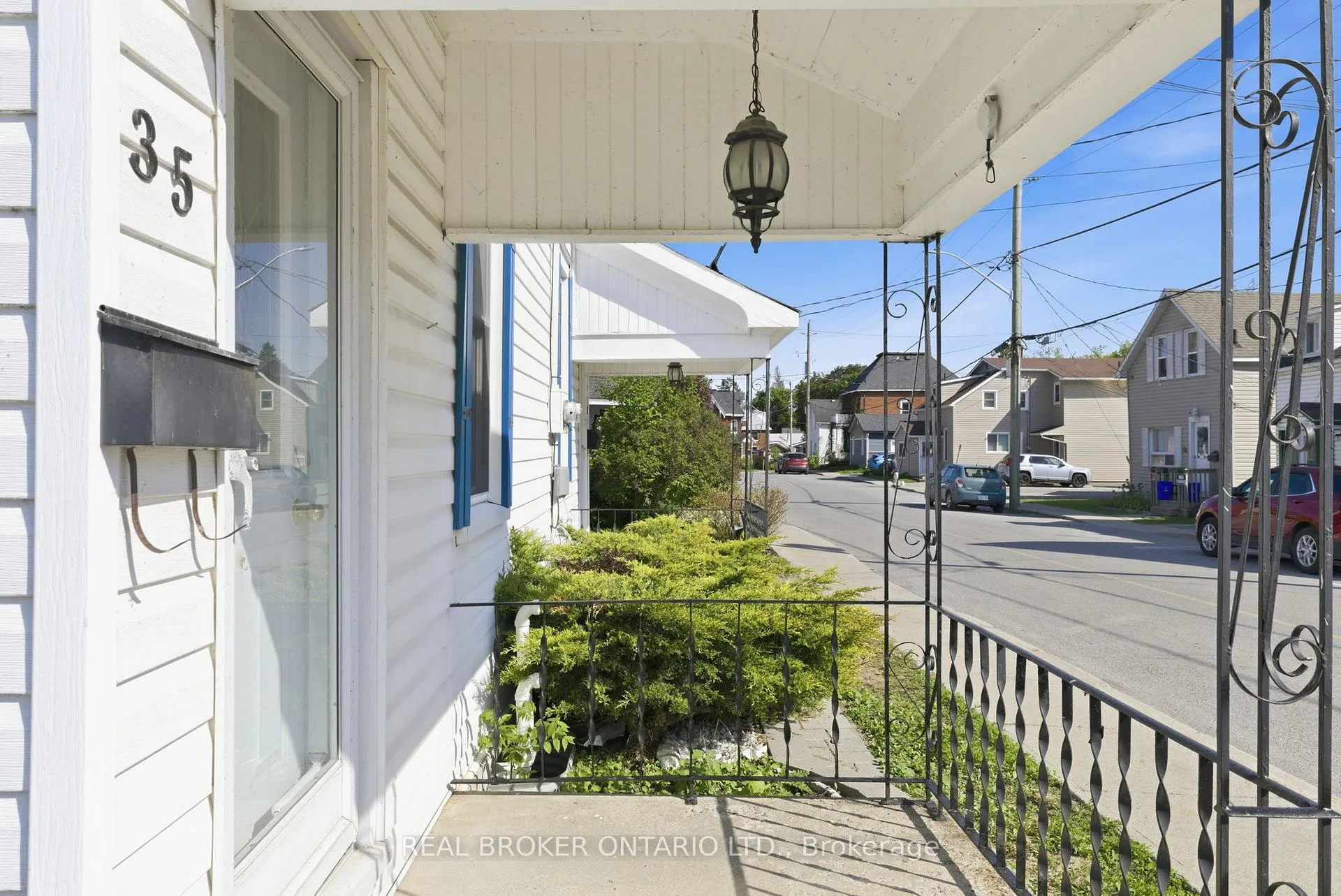 Photo 7 of 35 Victoria Street, Carleton Place — HOMEH