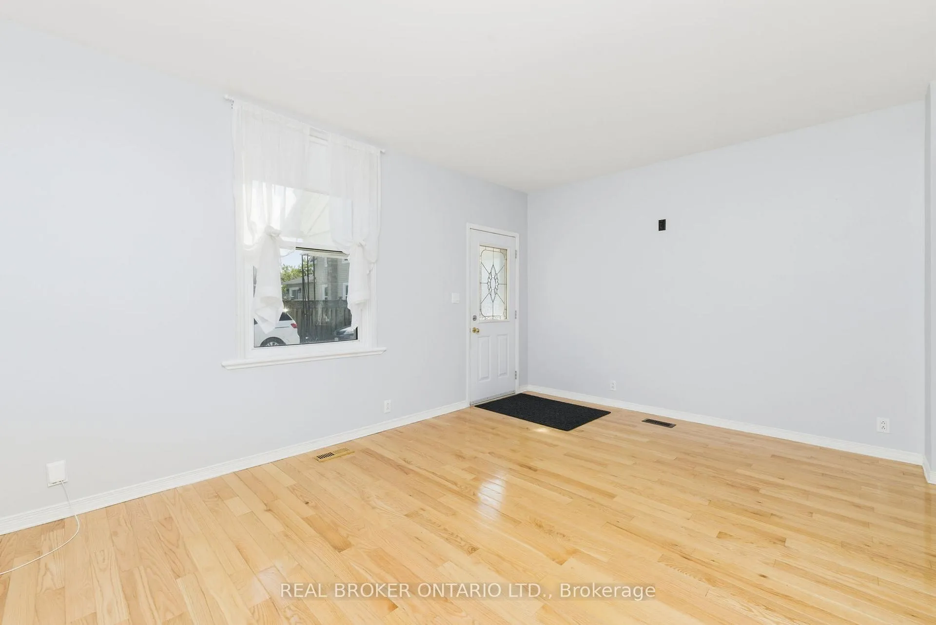 Photo 9 of 35 Victoria Street, Carleton Place — HOMEH