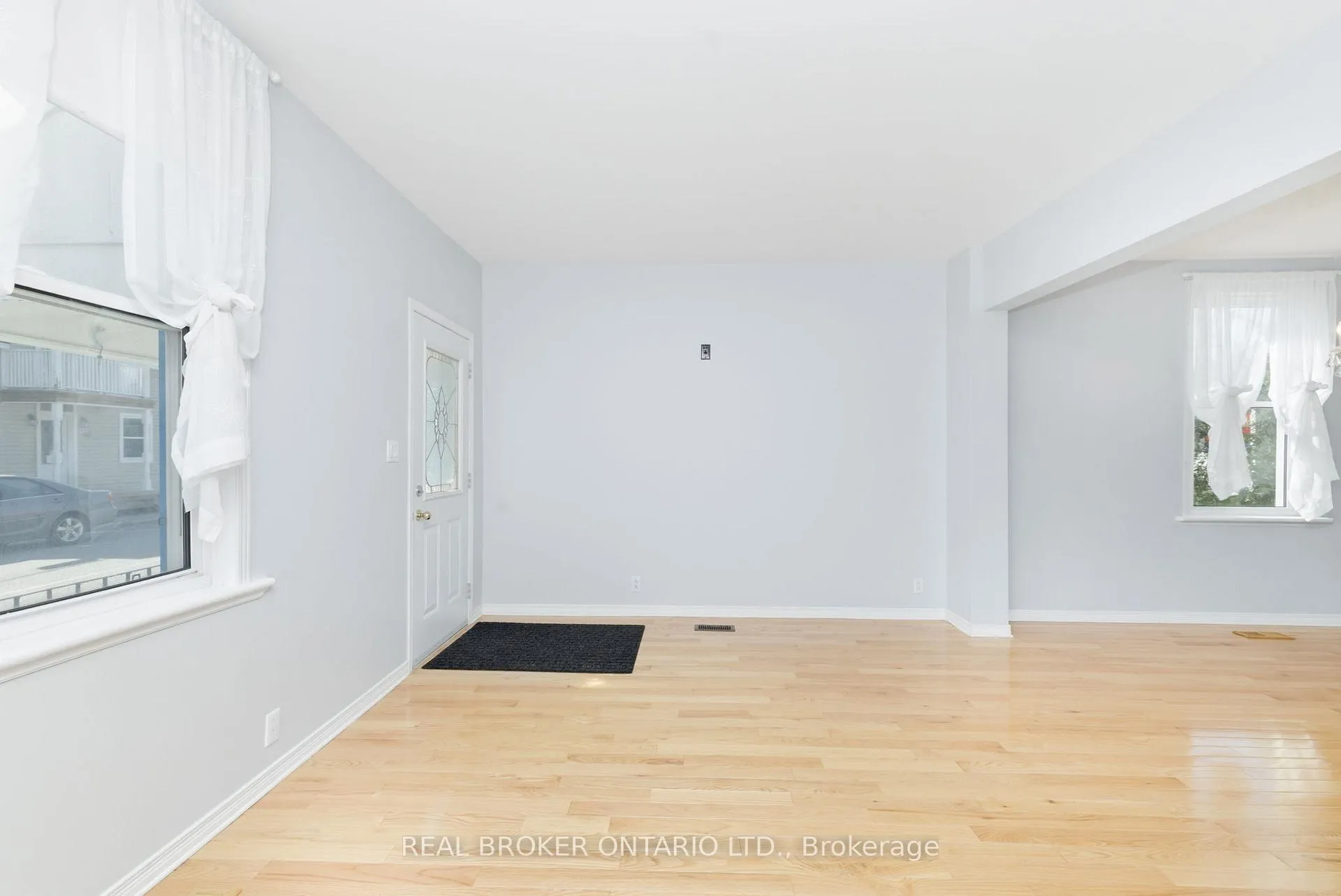 Photo 10 of 35 Victoria Street, Carleton Place — HOMEH