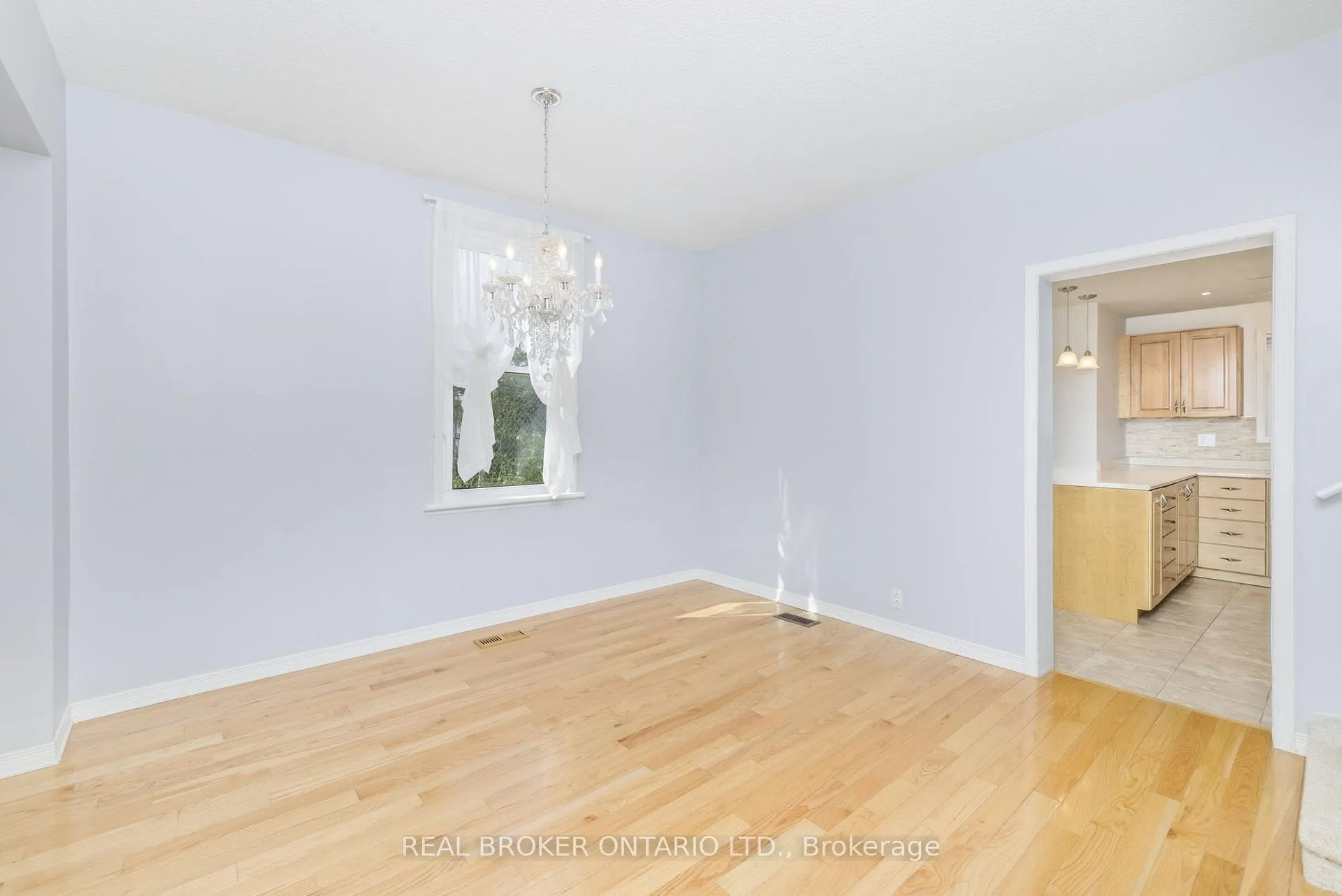Photo 14 of 35 Victoria Street, Carleton Place — HOMEH