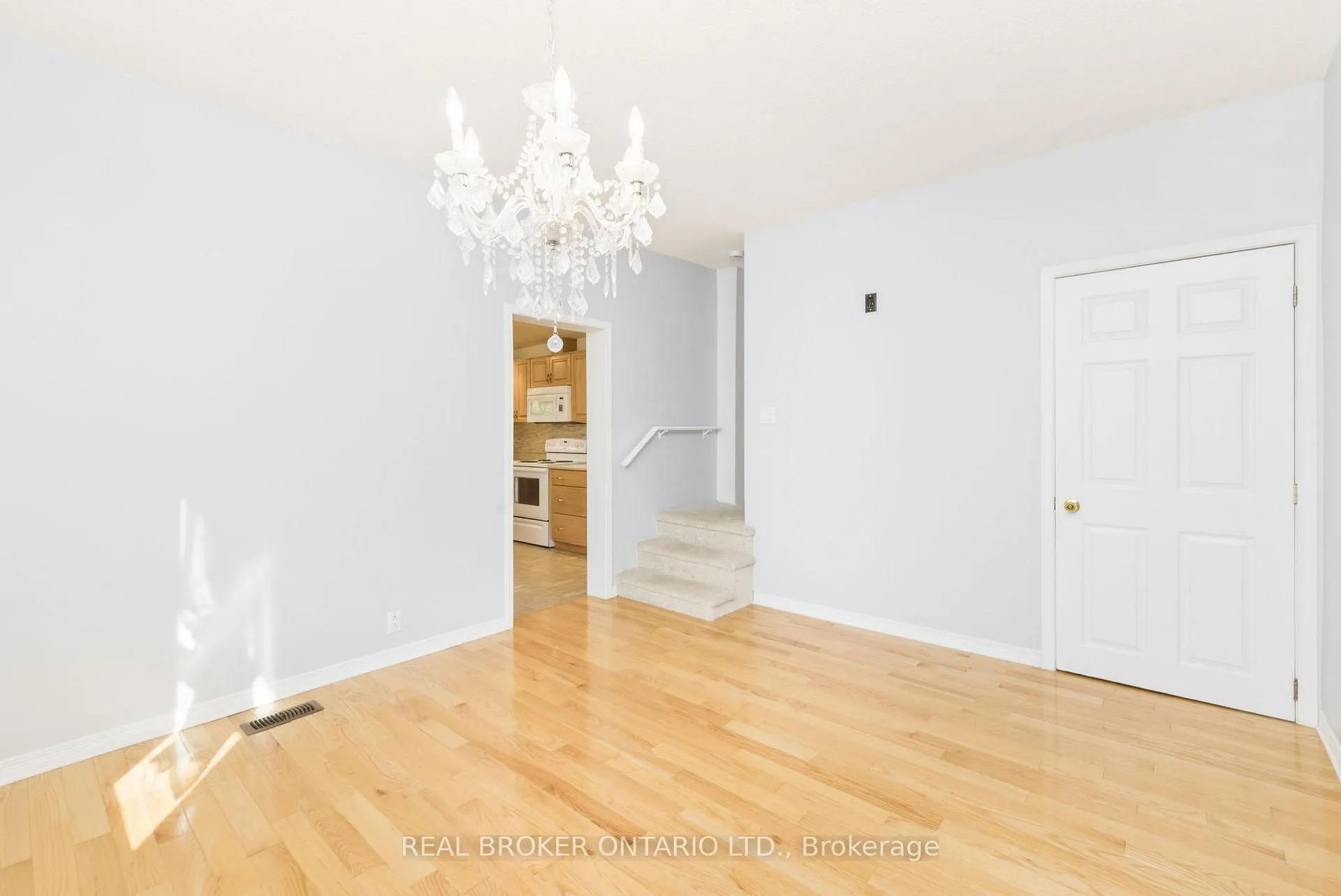 Photo 15 of 35 Victoria Street, Carleton Place — HOMEH