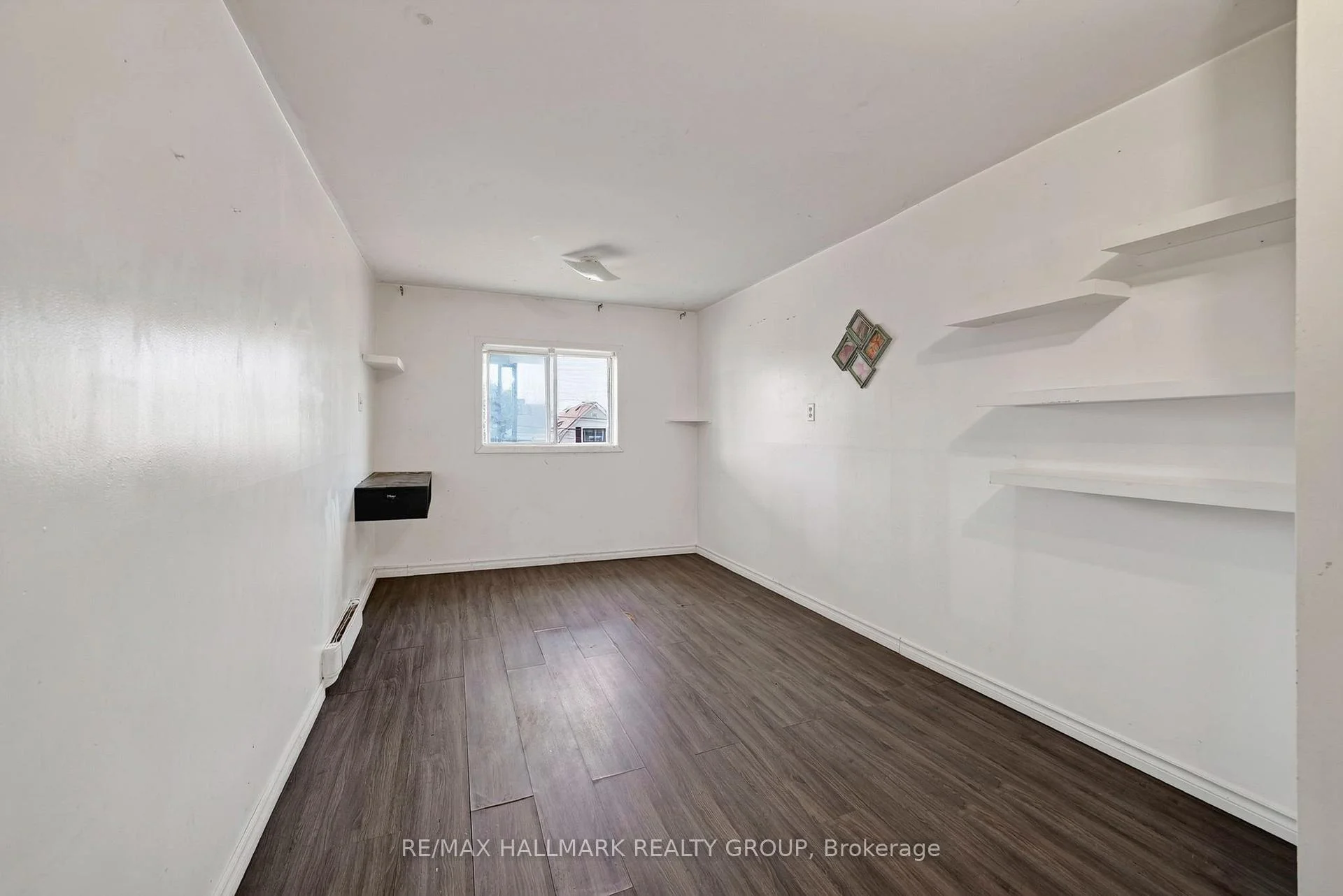 Photo 33 of 230 Alice Street, Cornwall — HOMEH