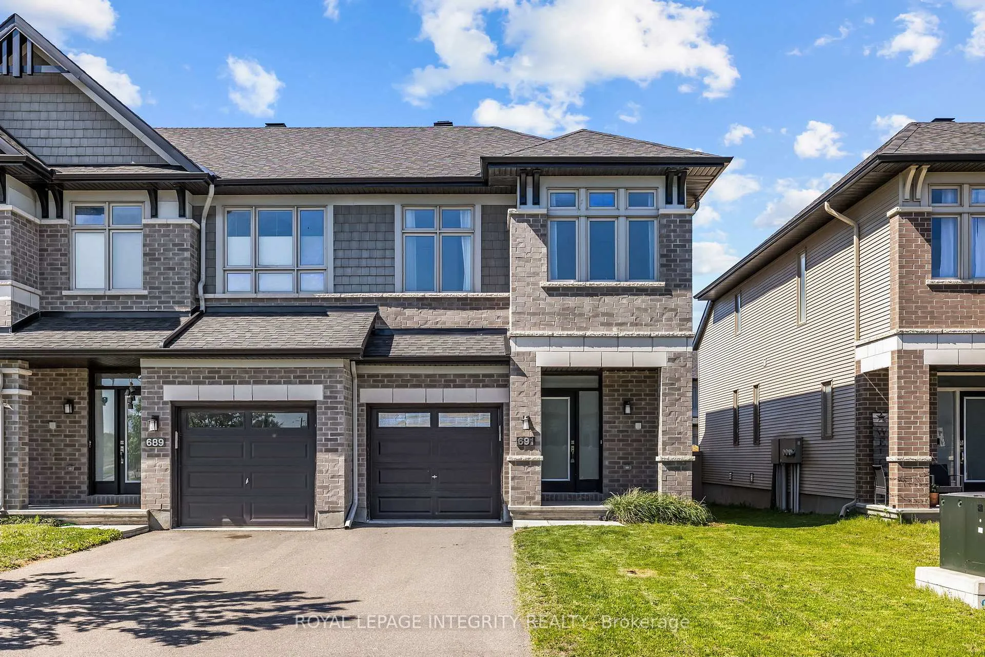 Front of 691 Capricorn Circle