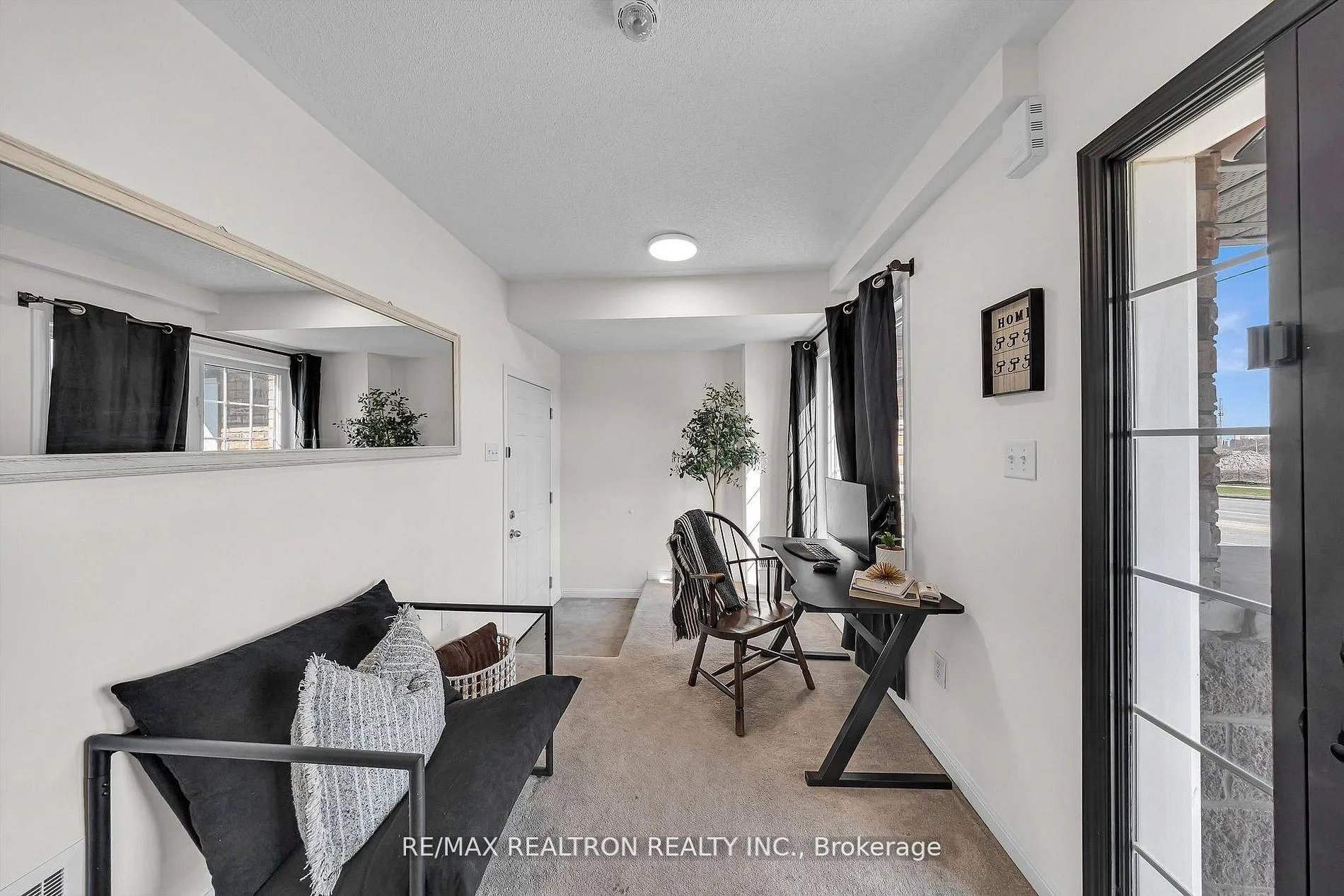 Photo 3 of 1365 Salem Road N, Ajax, Northeast Ajax — HOMEH