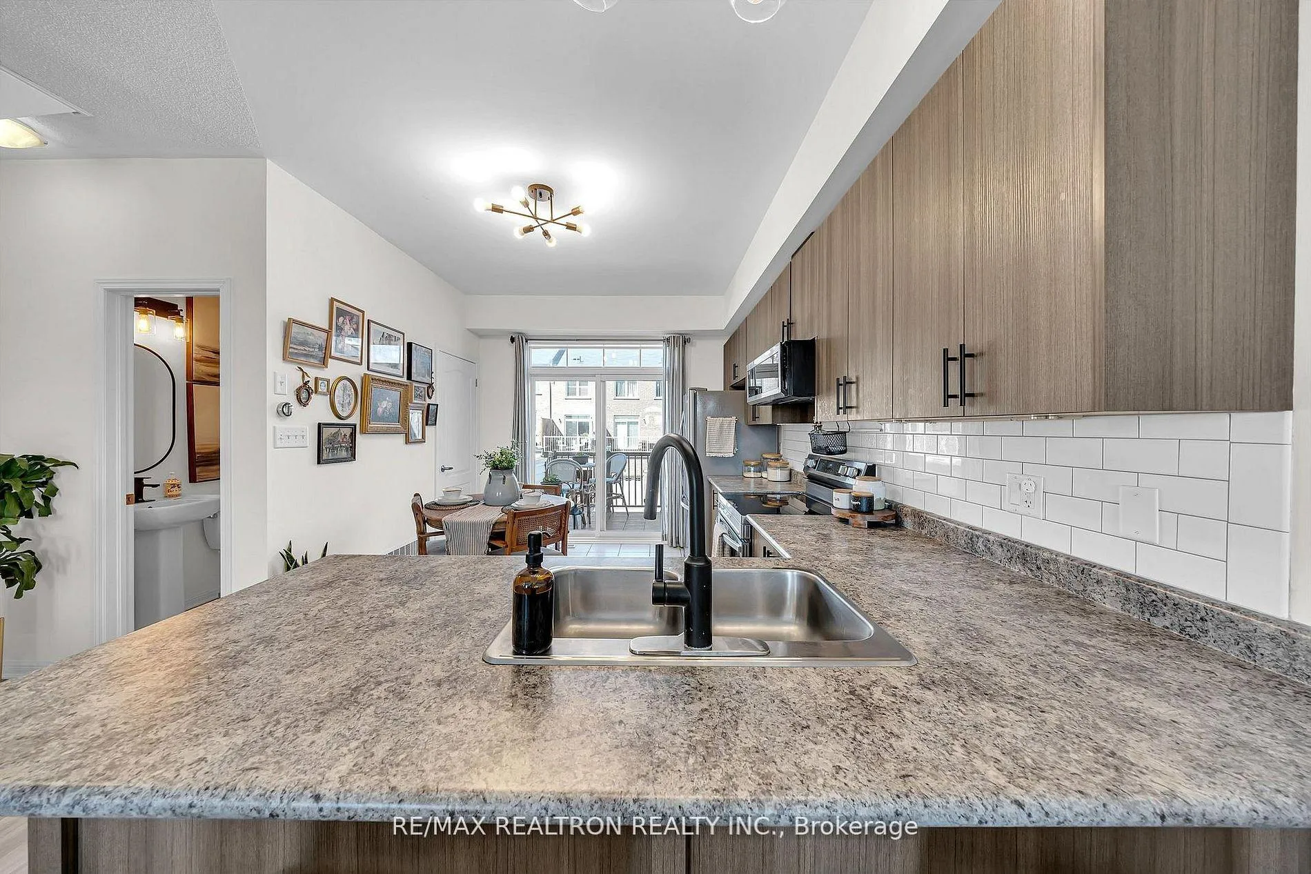 Photo 8 of 1365 Salem Road N, Ajax, Northeast Ajax — HOMEH