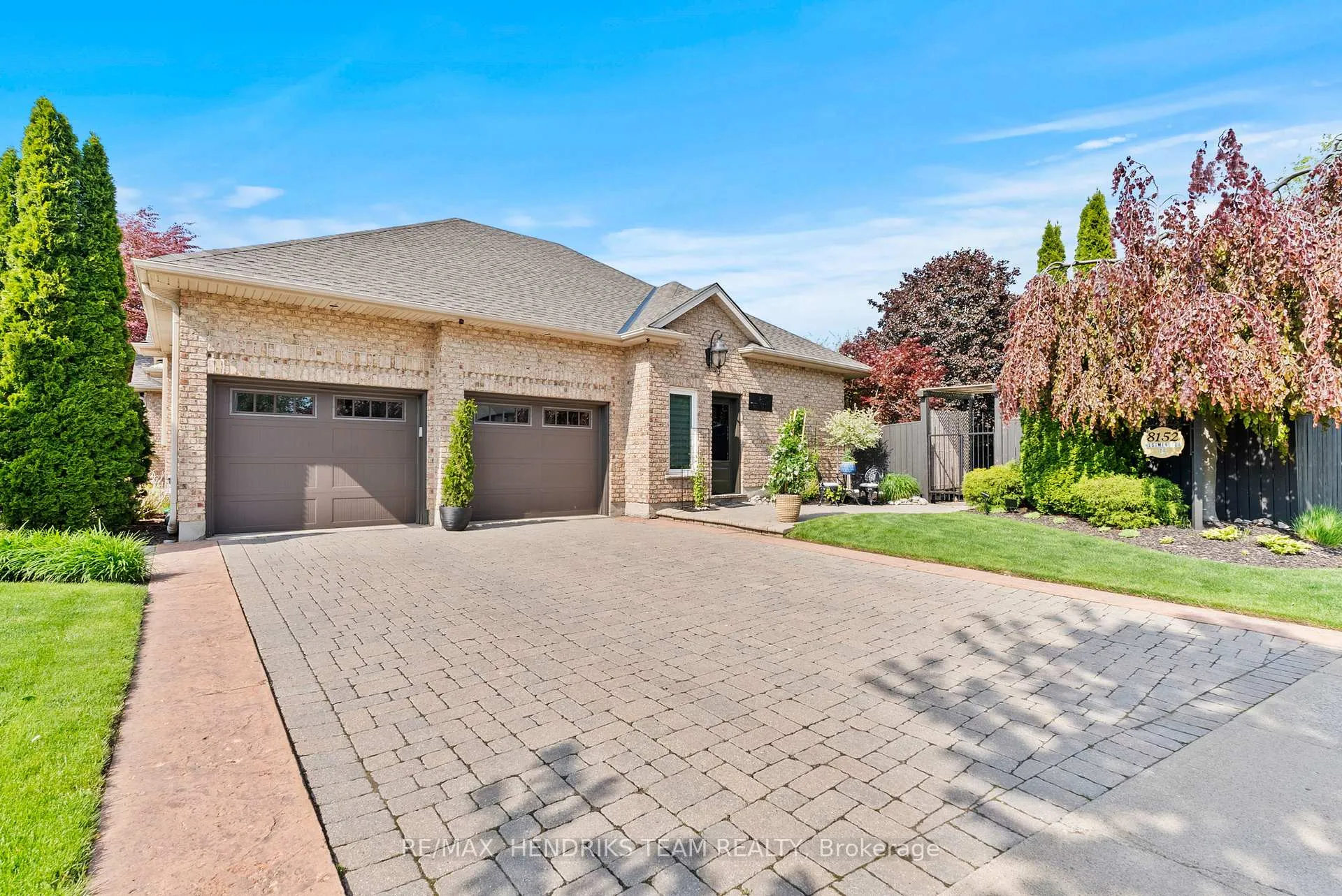 Photo 4 of 8152 Westminster Drive, Niagara Falls, Mt. Carmel — HOMEH