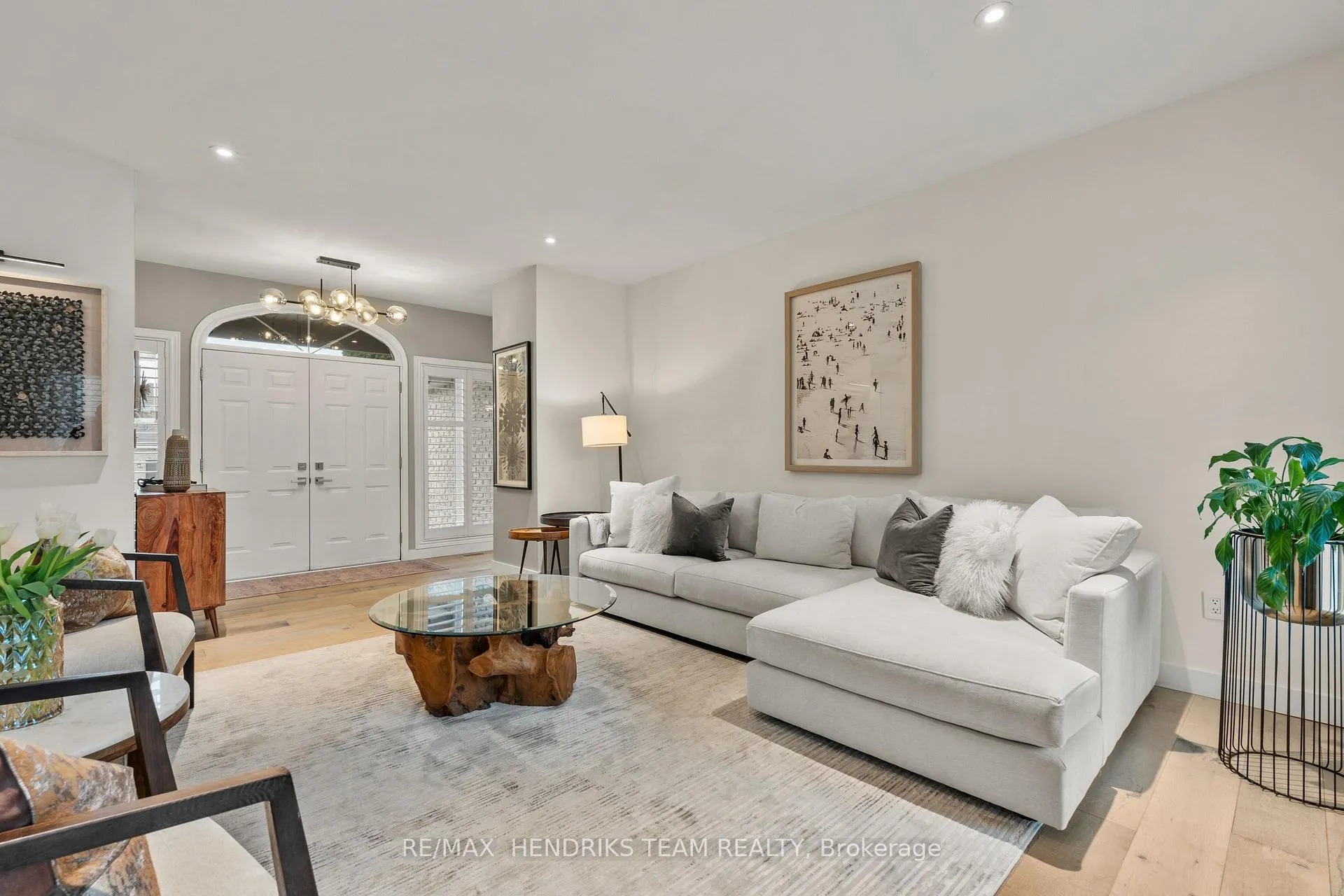 Photo 10 of 8152 Westminster Drive, Niagara Falls, Mt. Carmel — HOMEH