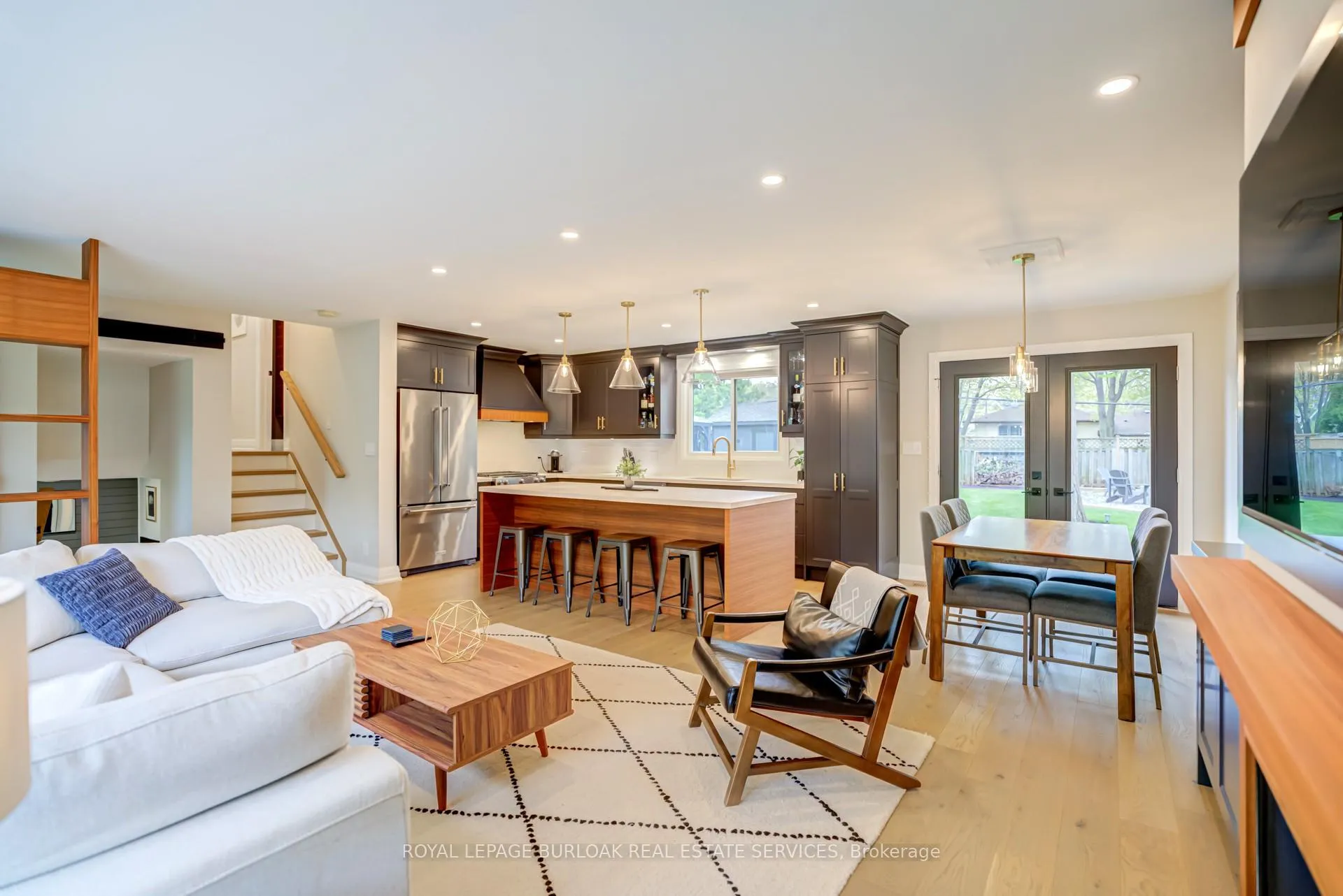 Photo 6 of 5226 Spruce Avenue, Burlington, Appleby — HOMEH